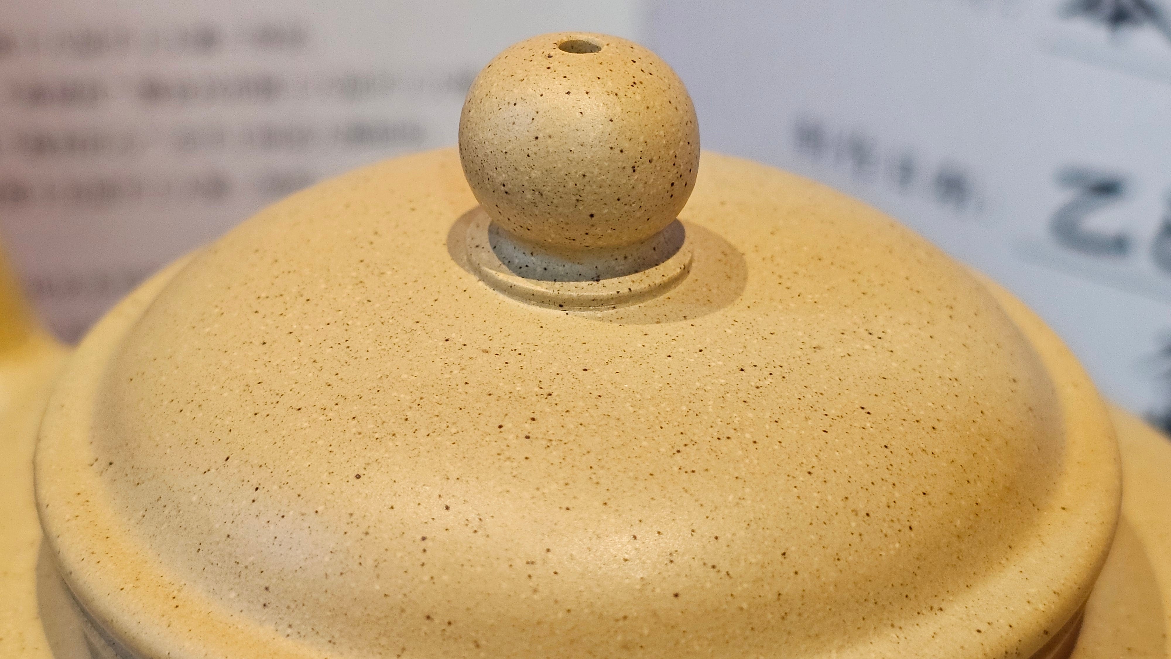 《高耀日》"Gao Yao Ri", Largish ~ 295.3ml, Ben Shan Duan Ni 本山段泥 ~ Crafted by L3A Consummate Master Artist Li Yan Ru 李艳如 ~ Congratulations!to Mr J.G.! 0851hrs 21st Sept 2025, New Orleans! LA!