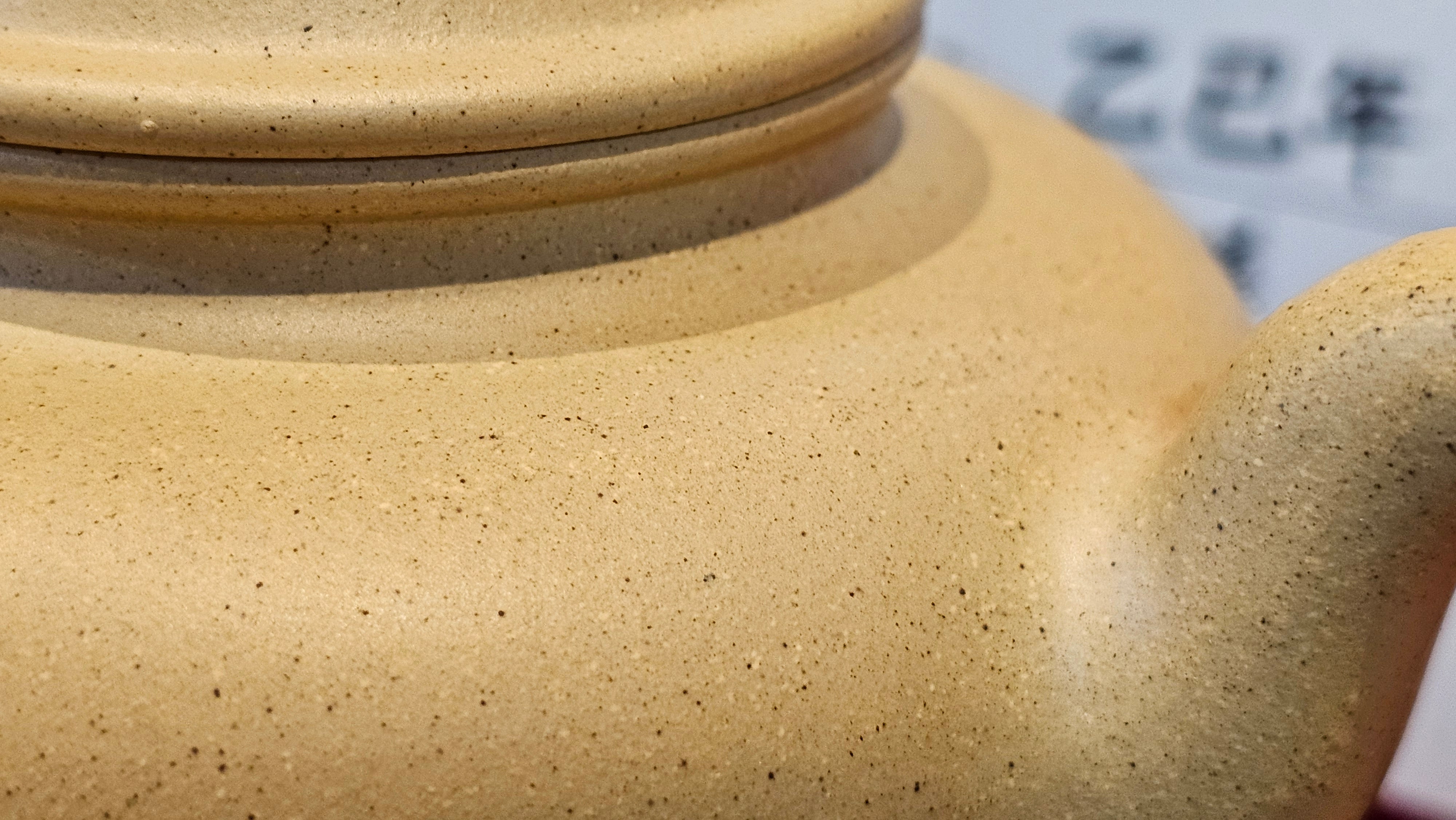 《高耀日》"Gao Yao Ri", Largish ~ 295.3ml, Ben Shan Duan Ni 本山段泥 ~ Crafted by L3A Consummate Master Artist Li Yan Ru 李艳如 ~ Congratulations!to Mr J.G.! 0851hrs 21st Sept 2025, New Orleans! LA!