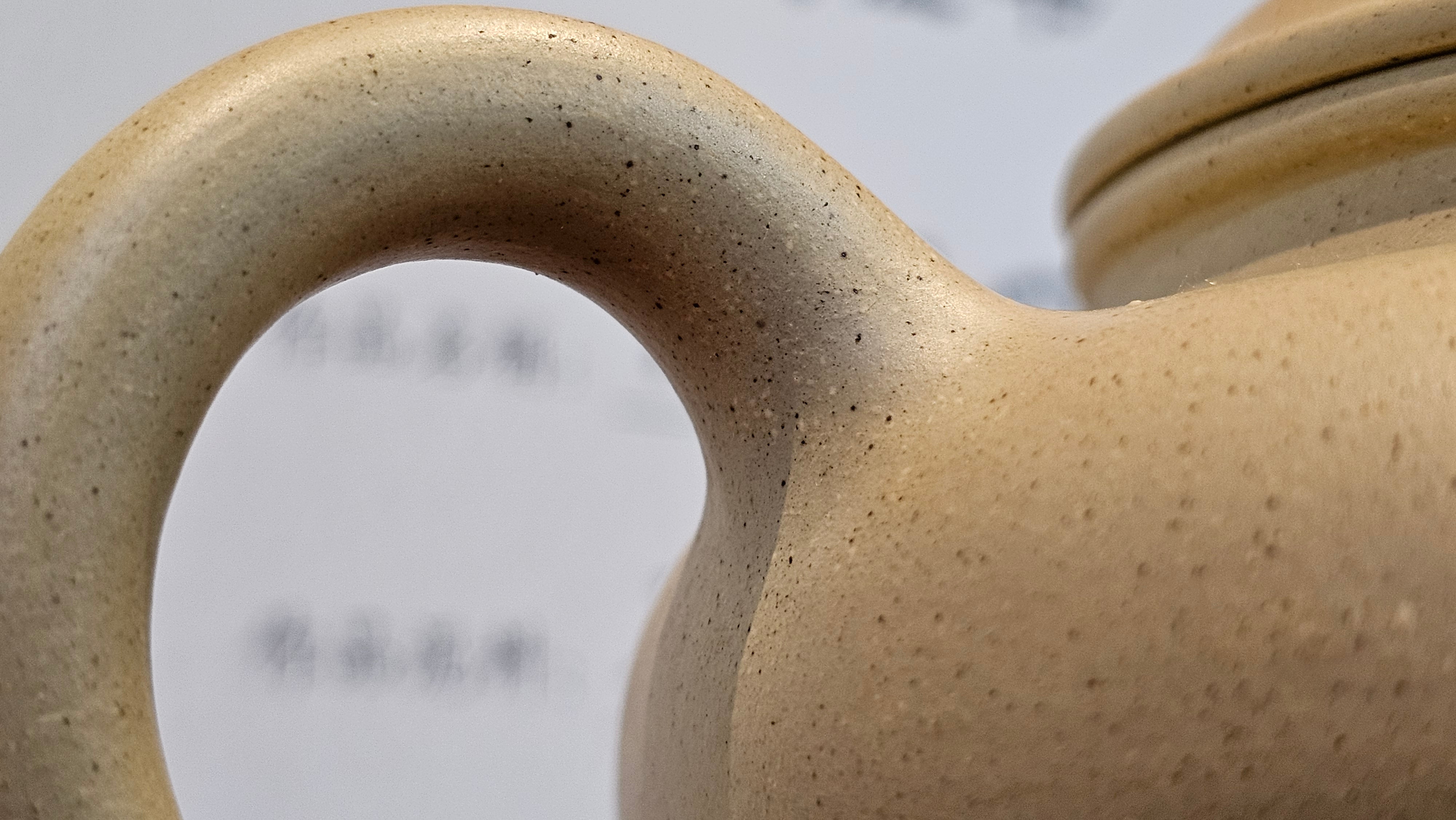 《高耀日》"Gao Yao Ri", Largish ~ 295.3ml, Ben Shan Duan Ni 本山段泥 ~ Crafted by L3A Consummate Master Artist Li Yan Ru 李艳如 ~ Congratulations!to Mr J.G.! 0851hrs 21st Sept 2025, New Orleans! LA!