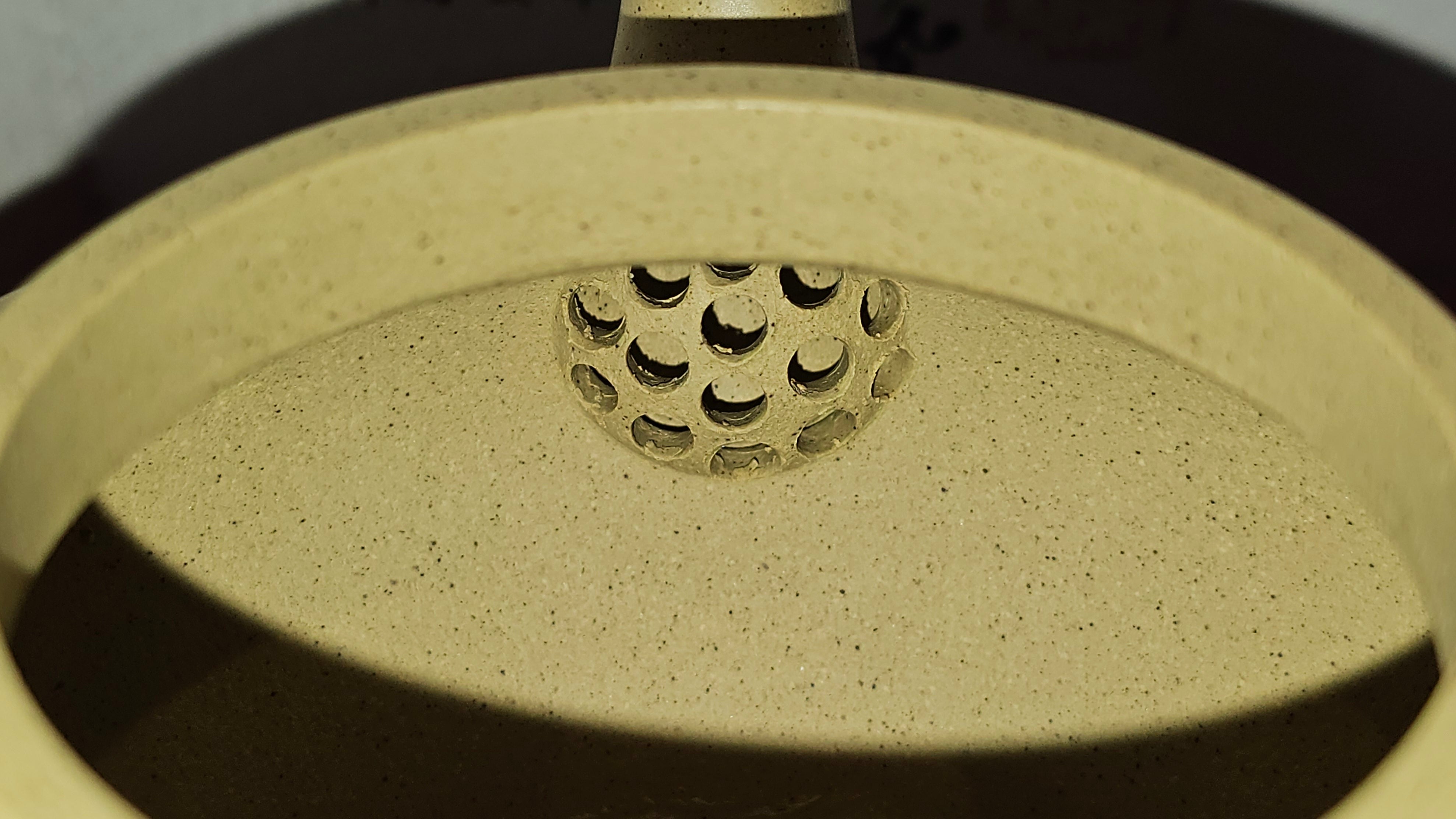 《高耀日》"Gao Yao Ri", Largish ~ 295.3ml, Ben Shan Duan Ni 本山段泥 ~ Crafted by L3A Consummate Master Artist Li Yan Ru 李艳如 ~ Congratulations!to Mr J.G.! 0851hrs 21st Sept 2025, New Orleans! LA!