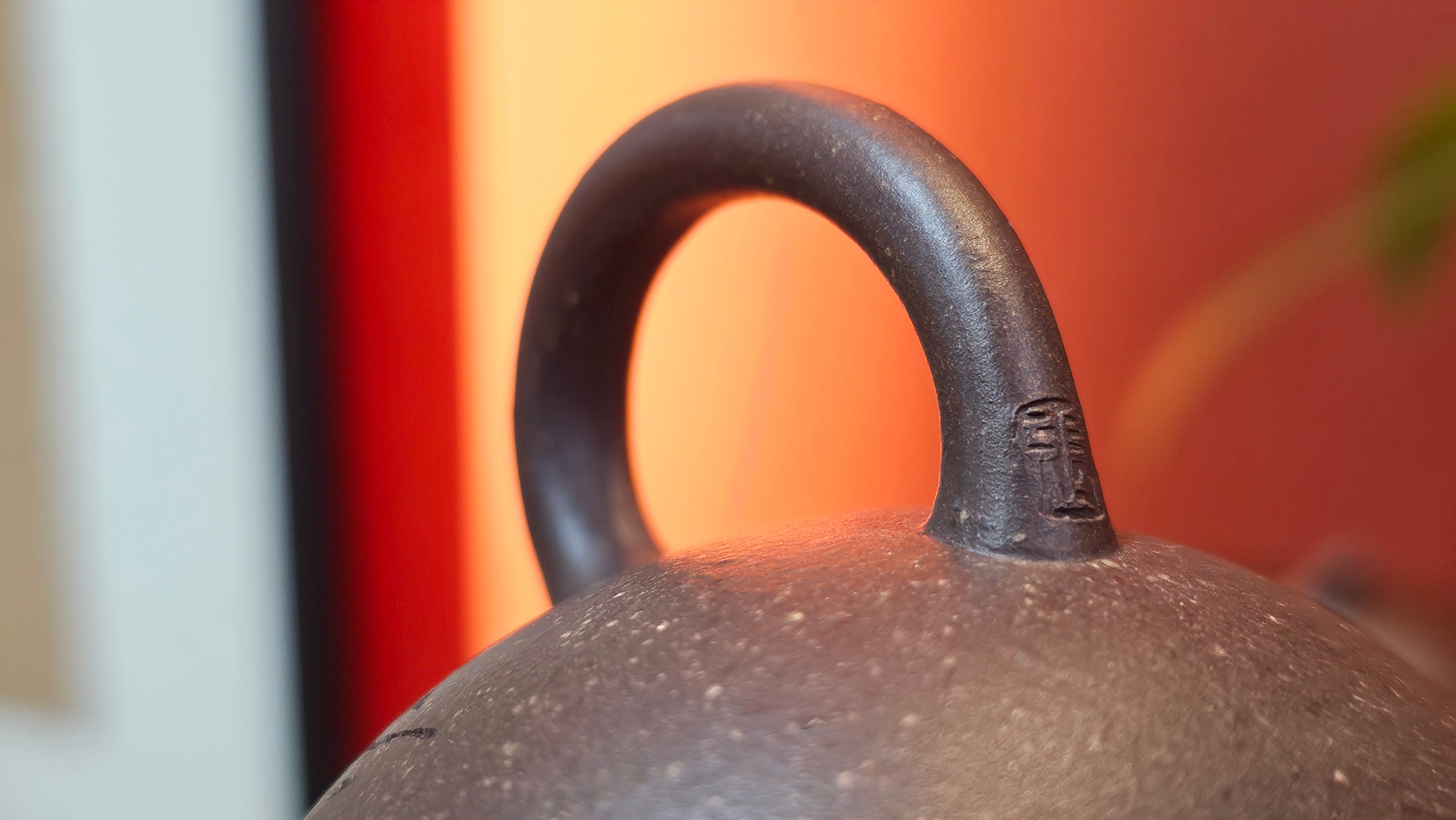 Qie Gua《茄瓜》~ "The Gourd", 153.3ml, Hei Zi Ni 黑紫泥, by our Craftsman Zhang Huan 张欢, Calligraphy and Orchids Engraving by Craftsman Yi Cheng 逸成 Congratulations!to Mr S.S.! 1401hrs 24th Sept 2025! India🇮🇳!