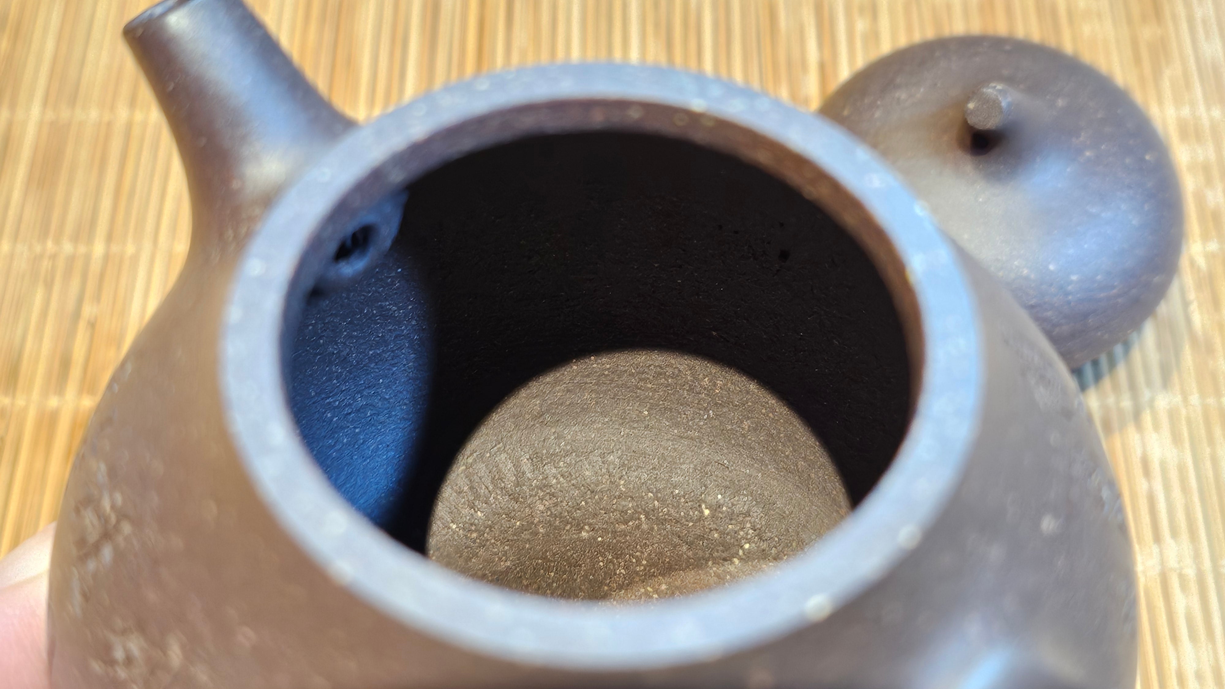 Qie Gua《茄瓜》~ "The Gourd", 153.3ml, Hei Zi Ni 黑紫泥, by our Craftsman Zhang Huan 张欢, Calligraphy and Orchids Engraving by Craftsman Yi Cheng 逸成 Congratulations!to Mr S.S.! 1401hrs 24th Sept 2025! India🇮🇳!