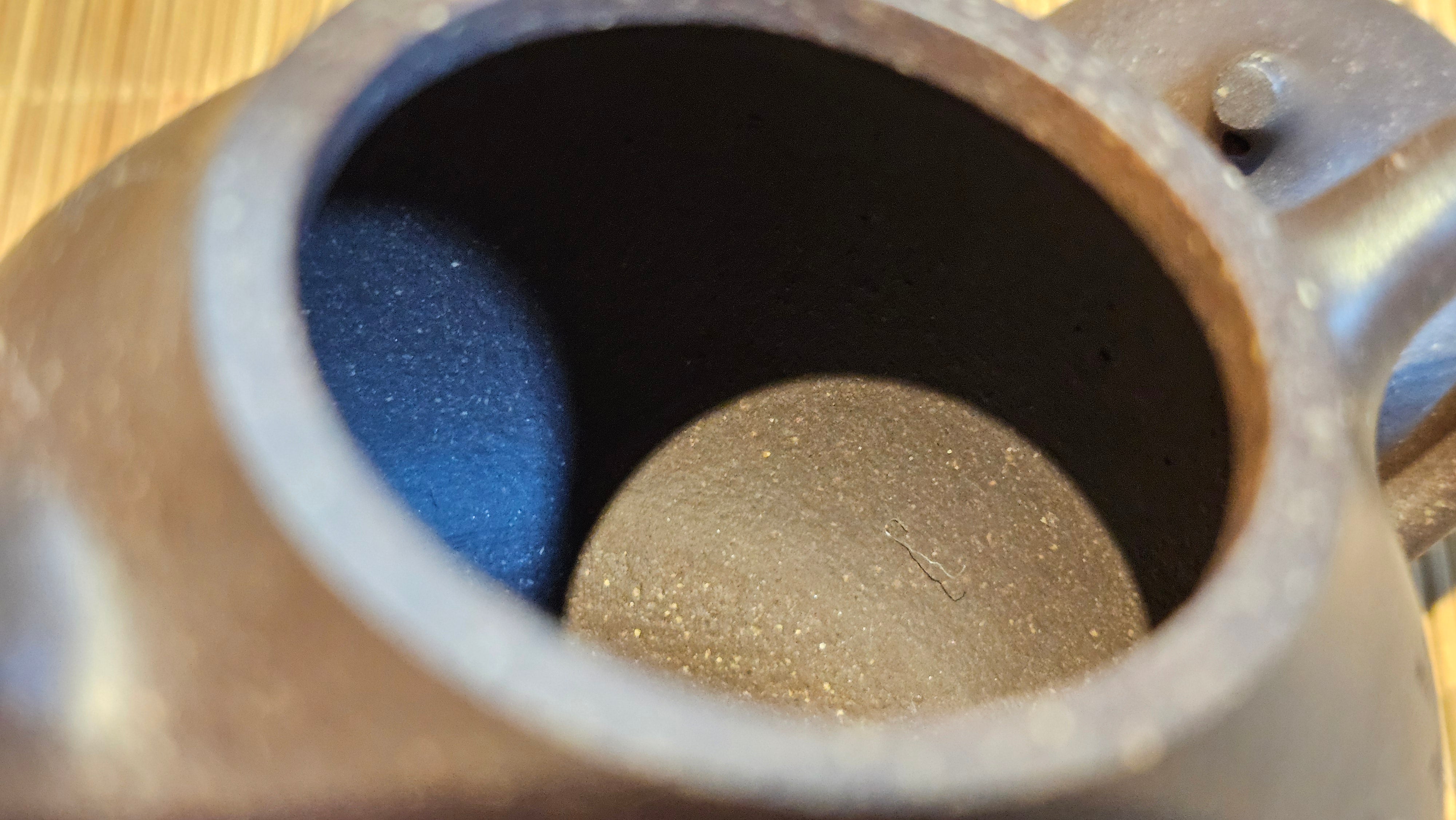 Qie Gua《茄瓜》~ "The Gourd", 153.3ml, Hei Zi Ni 黑紫泥, by our Craftsman Zhang Huan 张欢, Calligraphy and Orchids Engraving by Craftsman Yi Cheng 逸成 Congratulations!to Mr S.S.! 1401hrs 24th Sept 2025! India🇮🇳!