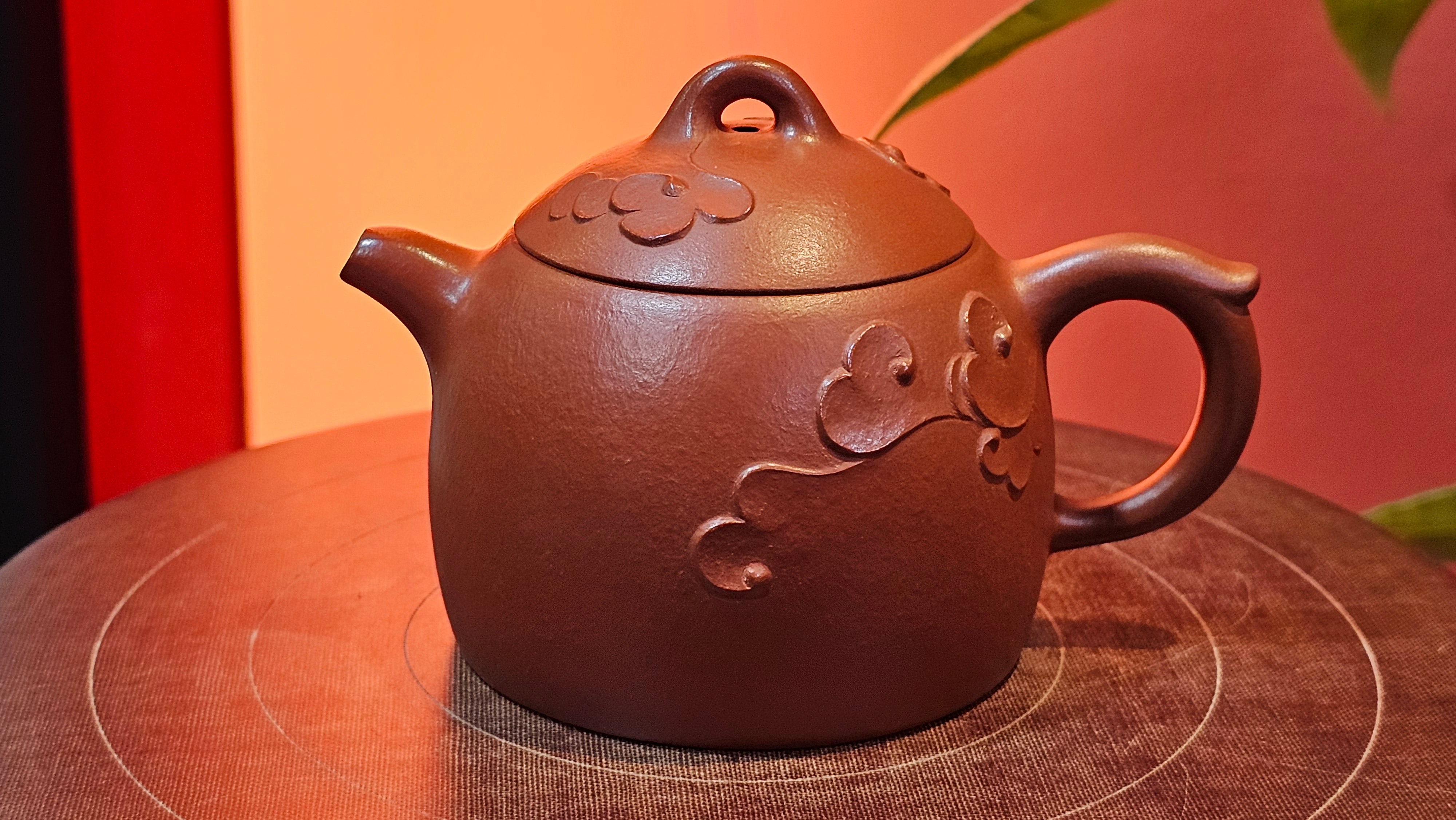 Mini! Qin Quan 秦权, with Oriental Clouds Embellishments 云朵贴花工艺, 120.8ml, Xiao Mei Yao Zhu Ni 小煤窑朱泥, by Craftsman Chen Yue Fei 陈跃飞 ~!Congratulations to Mr J.M.! 0725hrs 9th Oct 2025, Roanoke! VA.