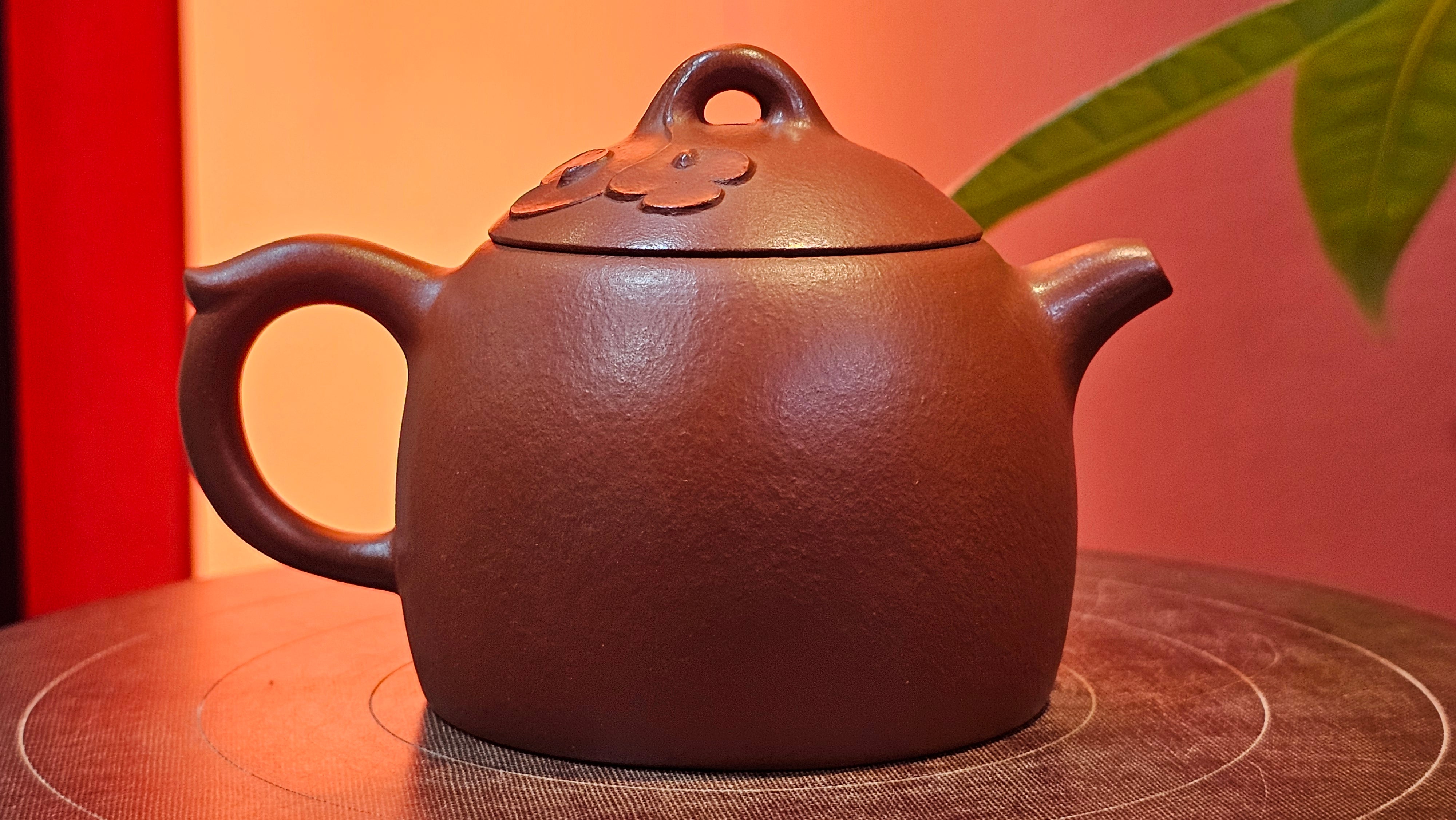 Mini! Qin Quan 秦权, with Oriental Clouds Embellishments 云朵贴花工艺, 120.8ml, Xiao Mei Yao Zhu Ni 小煤窑朱泥, by Craftsman Chen Yue Fei 陈跃飞 ~!Congratulations to Mr J.M.! 0725hrs 9th Oct 2025, Roanoke! VA.