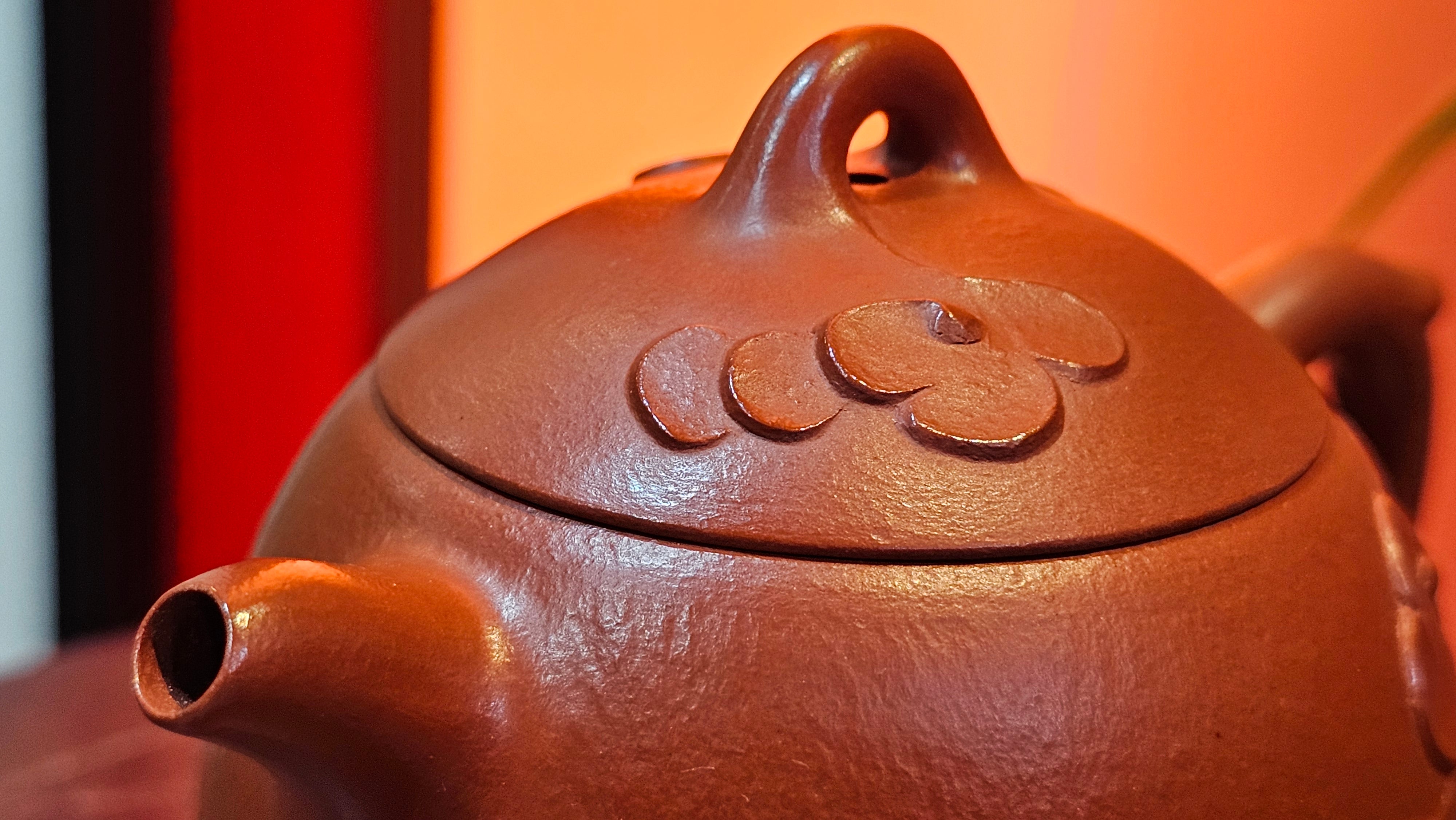 Mini! Qin Quan 秦权, with Oriental Clouds Embellishments 云朵贴花工艺, 120.8ml, Xiao Mei Yao Zhu Ni 小煤窑朱泥, by Craftsman Chen Yue Fei 陈跃飞 ~!Congratulations to Mr J.M.! 0725hrs 9th Oct 2025, Roanoke! VA.