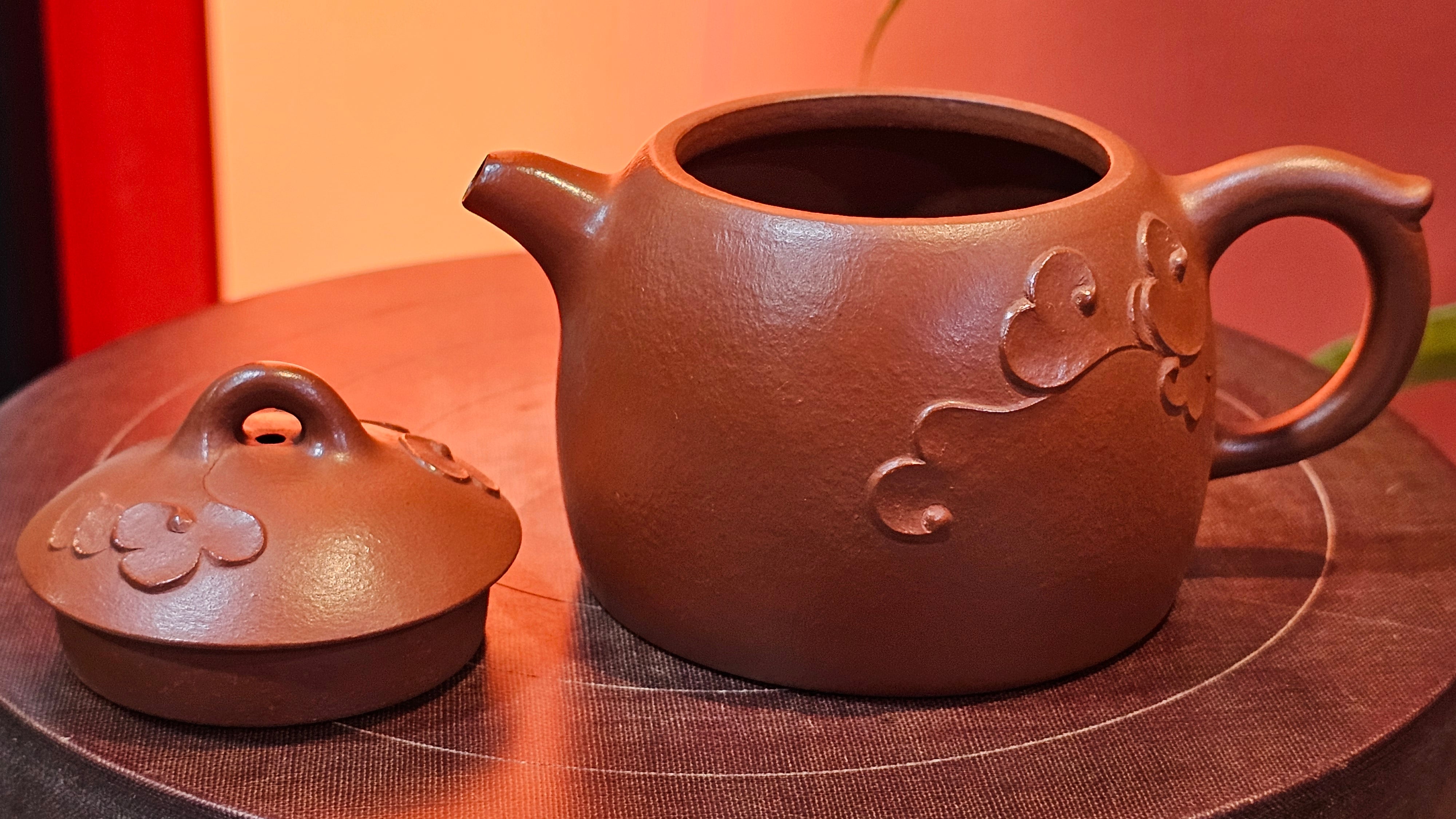 Mini! Qin Quan 秦权, with Oriental Clouds Embellishments 云朵贴花工艺, 120.8ml, Xiao Mei Yao Zhu Ni 小煤窑朱泥, by Craftsman Chen Yue Fei 陈跃飞 ~!Congratulations to Mr J.M.! 0725hrs 9th Oct 2025, Roanoke! VA.