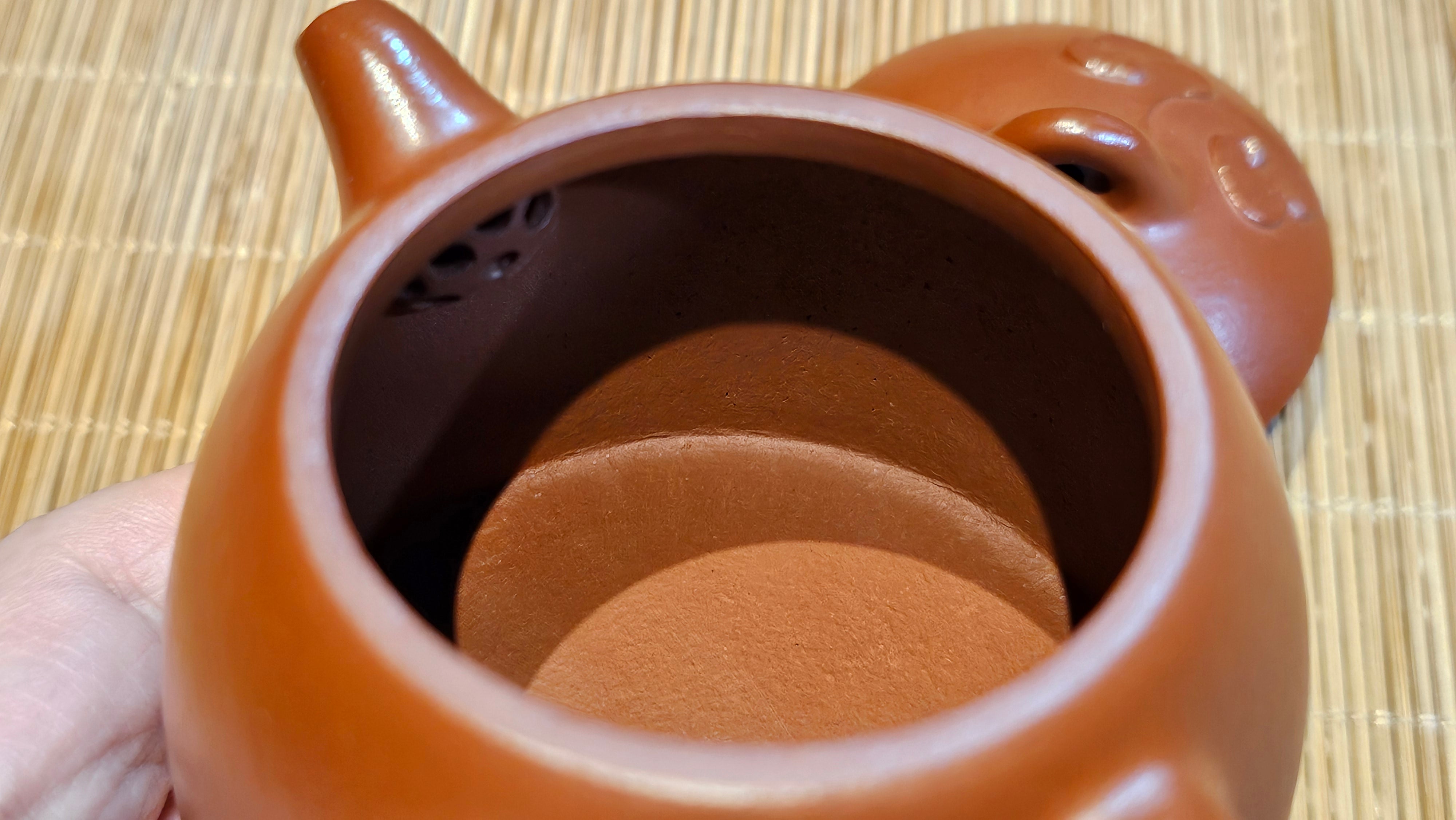 Mini! Qin Quan 秦权, with Oriental Clouds Embellishments 云朵贴花工艺, 120.8ml, Xiao Mei Yao Zhu Ni 小煤窑朱泥, by Craftsman Chen Yue Fei 陈跃飞 ~!Congratulations to Mr J.M.! 0725hrs 9th Oct 2025, Roanoke! VA.