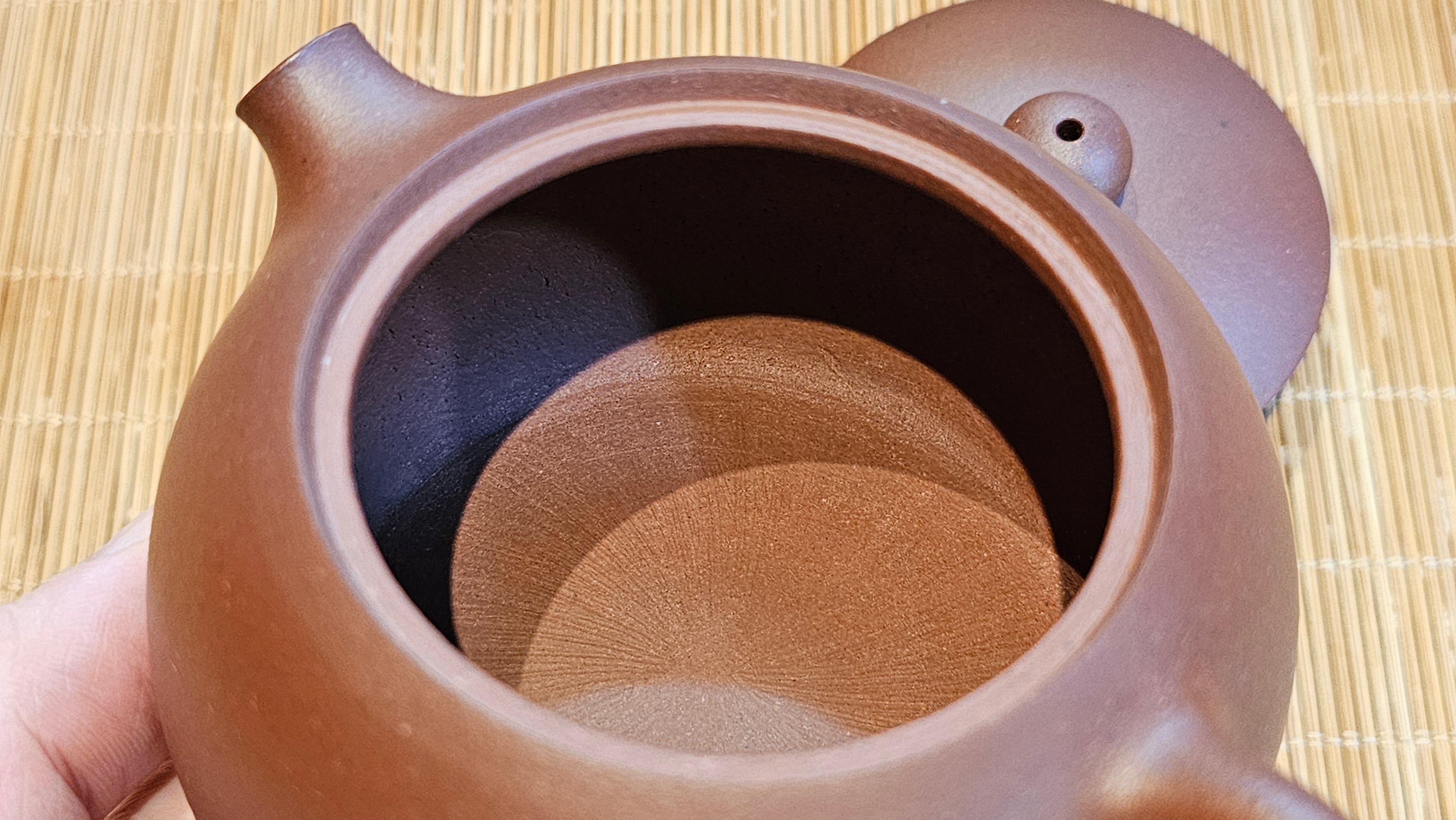 Xi Shi 西施, 205.3ml, Di Cao Qing Zi Ni 底槽青紫泥, by Craftsman Gu Xiao Ming 顾小明 ~ Congratulations to Mr E.A.! 1545hrs 4th Oct 2025, Colorado Springs! CO.