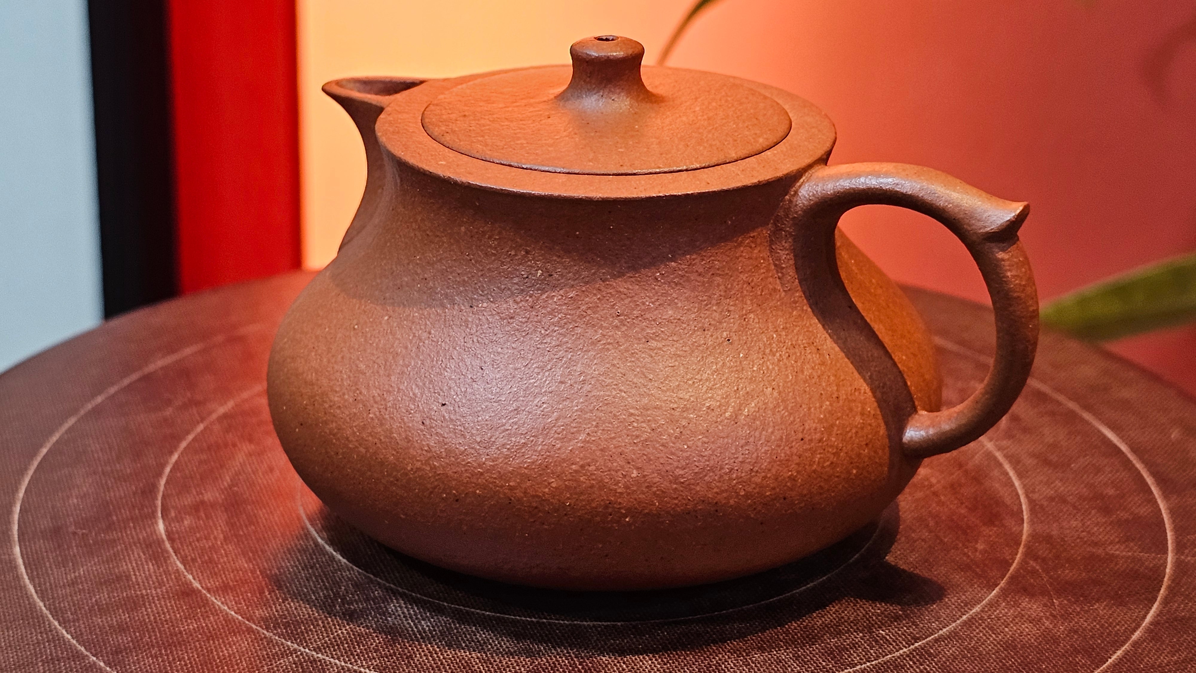 Le Rong 乐荣, 126.6ml, rare Zhu Sha 朱砂 (highest granularity form of ZhuNi), by Craftsman Gu Xiao Ming 顾小明 ~ Congratulations to Mr J.S.! 1223hrs 26th Sept 2025, Chicago! IL!