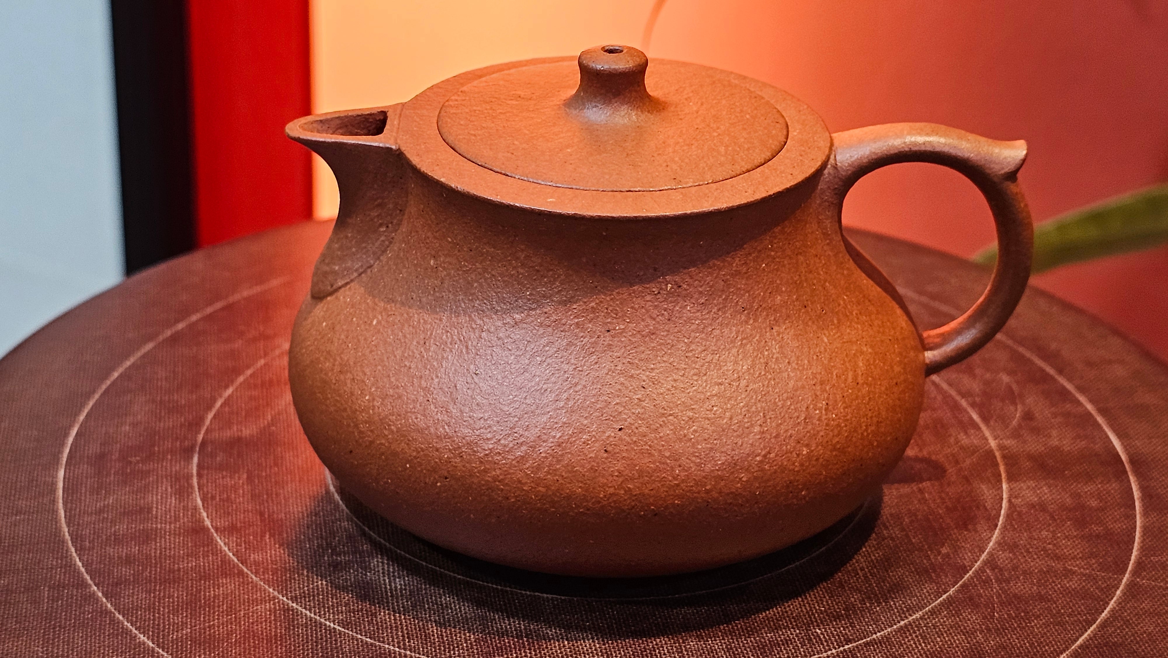 Le Rong 乐荣, 126.6ml, rare Zhu Sha 朱砂 (highest granularity form of ZhuNi), by Craftsman Gu Xiao Ming 顾小明 ~ Congratulations to Mr J.S.! 1223hrs 26th Sept 2025, Chicago! IL!