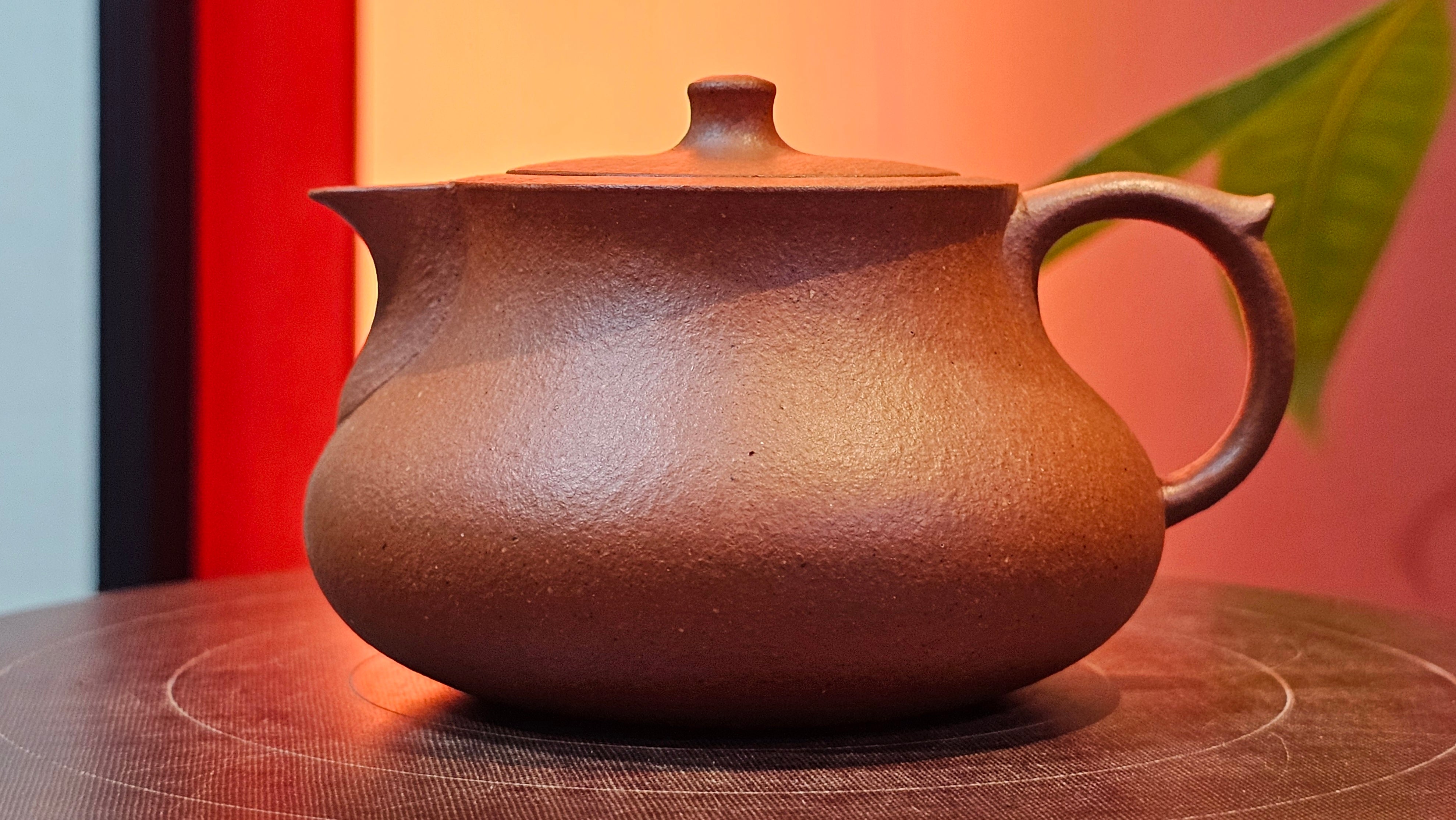 Le Rong 乐荣, 126.6ml, rare Zhu Sha 朱砂 (highest granularity form of ZhuNi), by Craftsman Gu Xiao Ming 顾小明 ~ Congratulations to Mr J.S.! 1223hrs 26th Sept 2025, Chicago! IL!