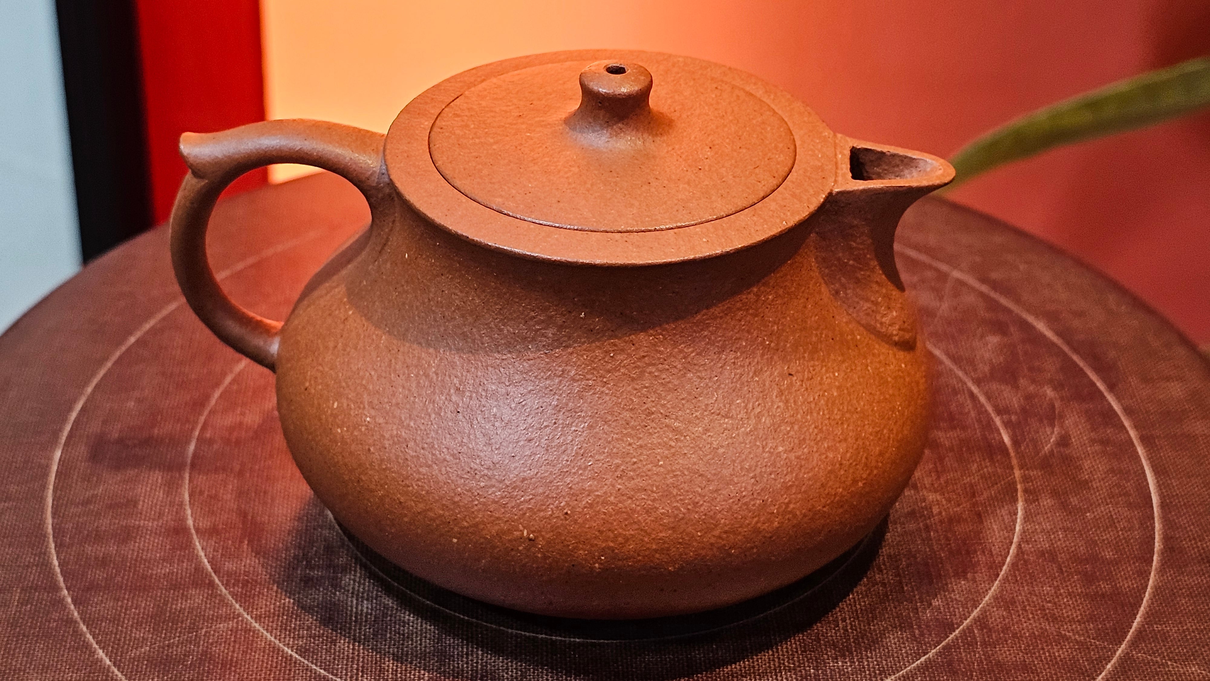 Le Rong 乐荣, 126.6ml, rare Zhu Sha 朱砂 (highest granularity form of ZhuNi), by Craftsman Gu Xiao Ming 顾小明 ~ Congratulations to Mr J.S.! 1223hrs 26th Sept 2025, Chicago! IL!