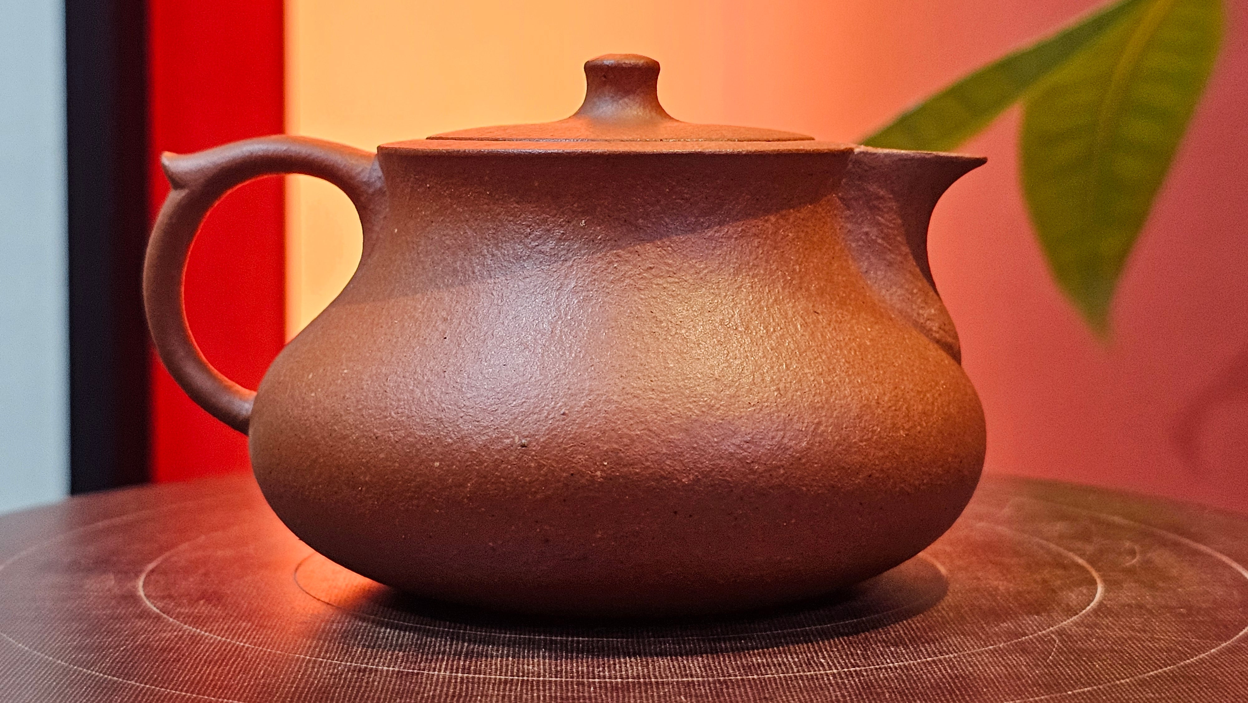 Le Rong 乐荣, 126.6ml, rare Zhu Sha 朱砂 (highest granularity form of ZhuNi), by Craftsman Gu Xiao Ming 顾小明 ~ Congratulations to Mr J.S.! 1223hrs 26th Sept 2025, Chicago! IL!