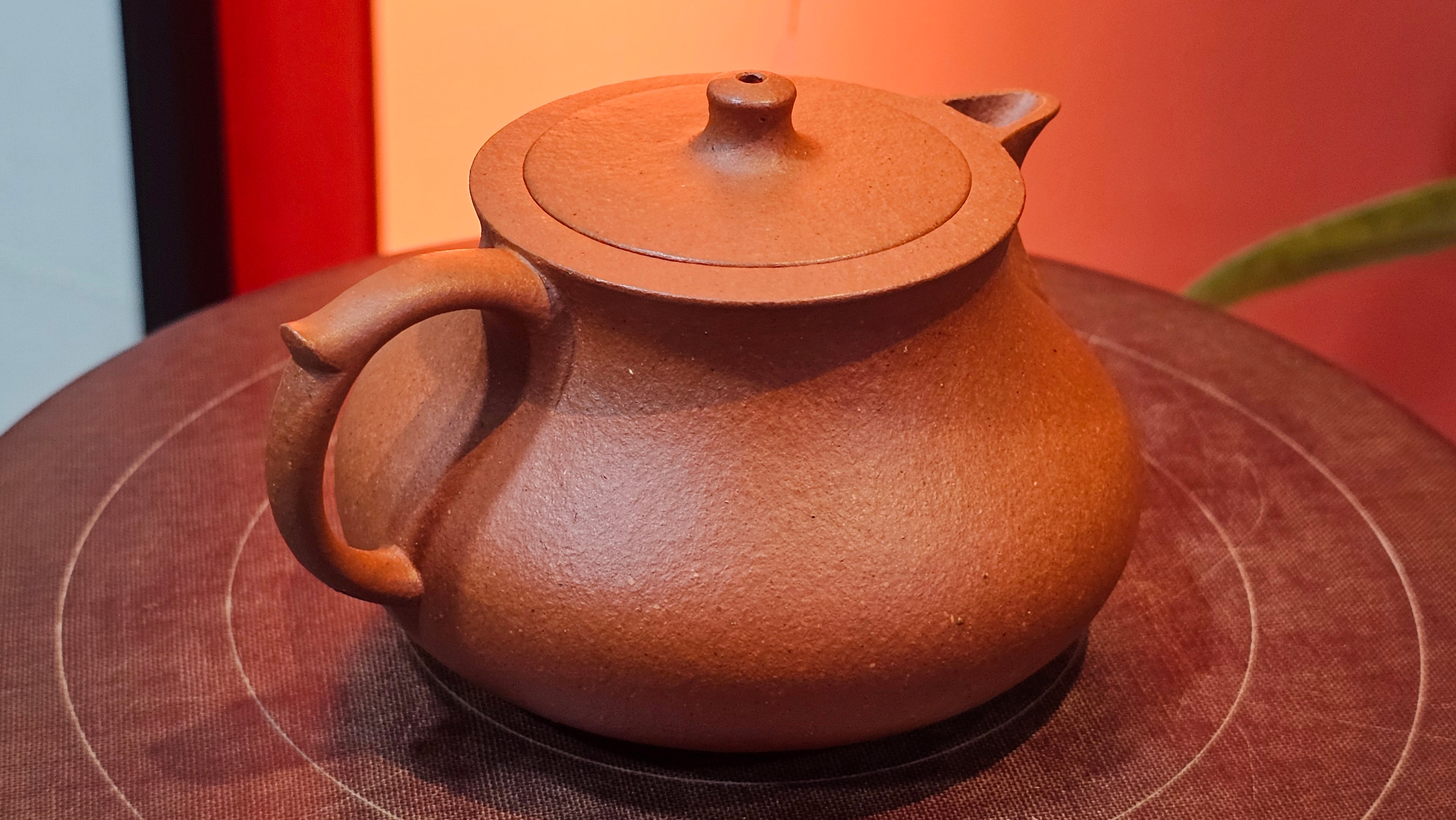 Le Rong 乐荣, 126.6ml, rare Zhu Sha 朱砂 (highest granularity form of ZhuNi), by Craftsman Gu Xiao Ming 顾小明 ~ Congratulations to Mr J.S.! 1223hrs 26th Sept 2025, Chicago! IL!