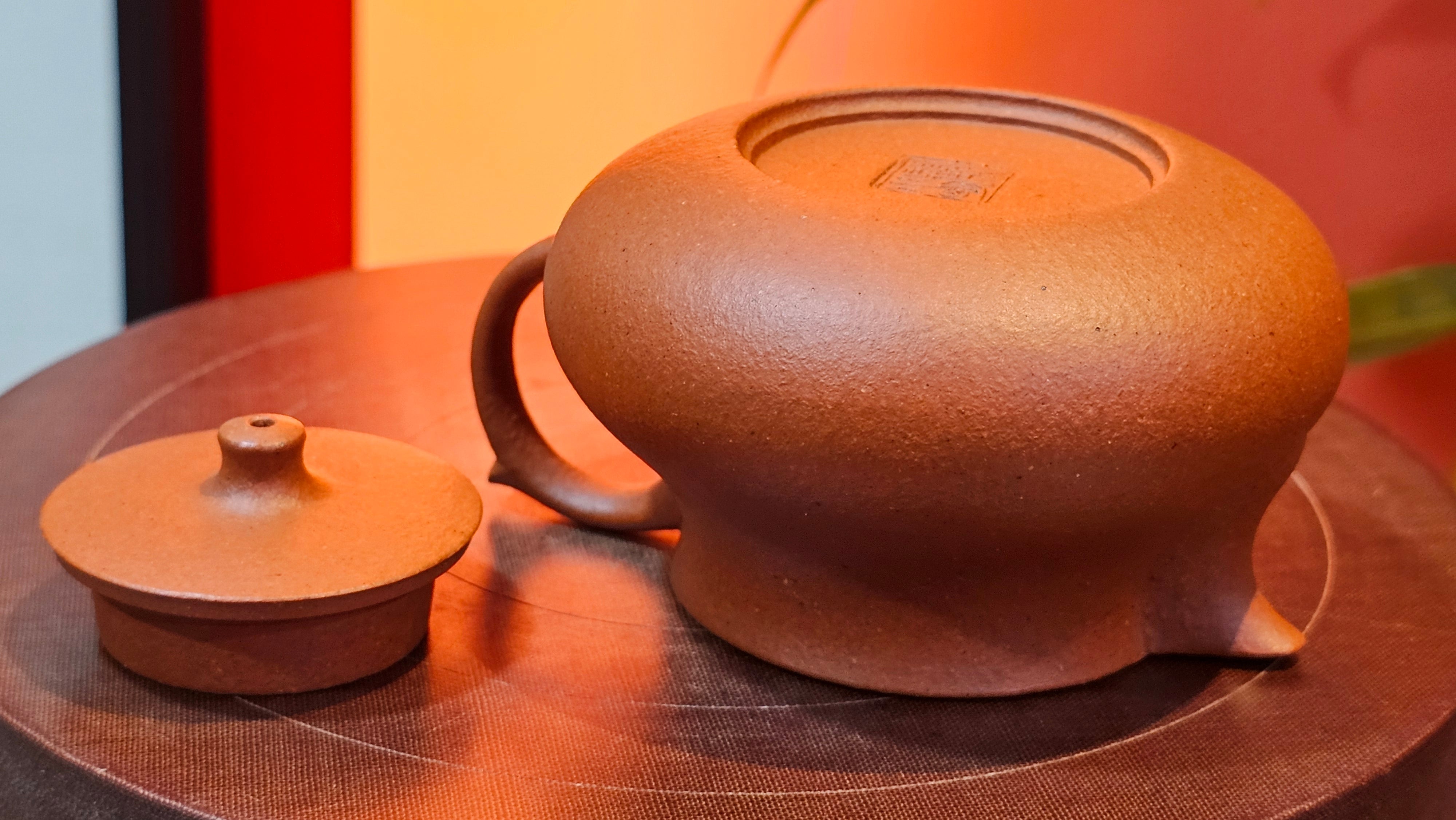 Le Rong 乐荣, 126.6ml, rare Zhu Sha 朱砂 (highest granularity form of ZhuNi), by Craftsman Gu Xiao Ming 顾小明 ~ Congratulations to Mr J.S.! 1223hrs 26th Sept 2025, Chicago! IL!