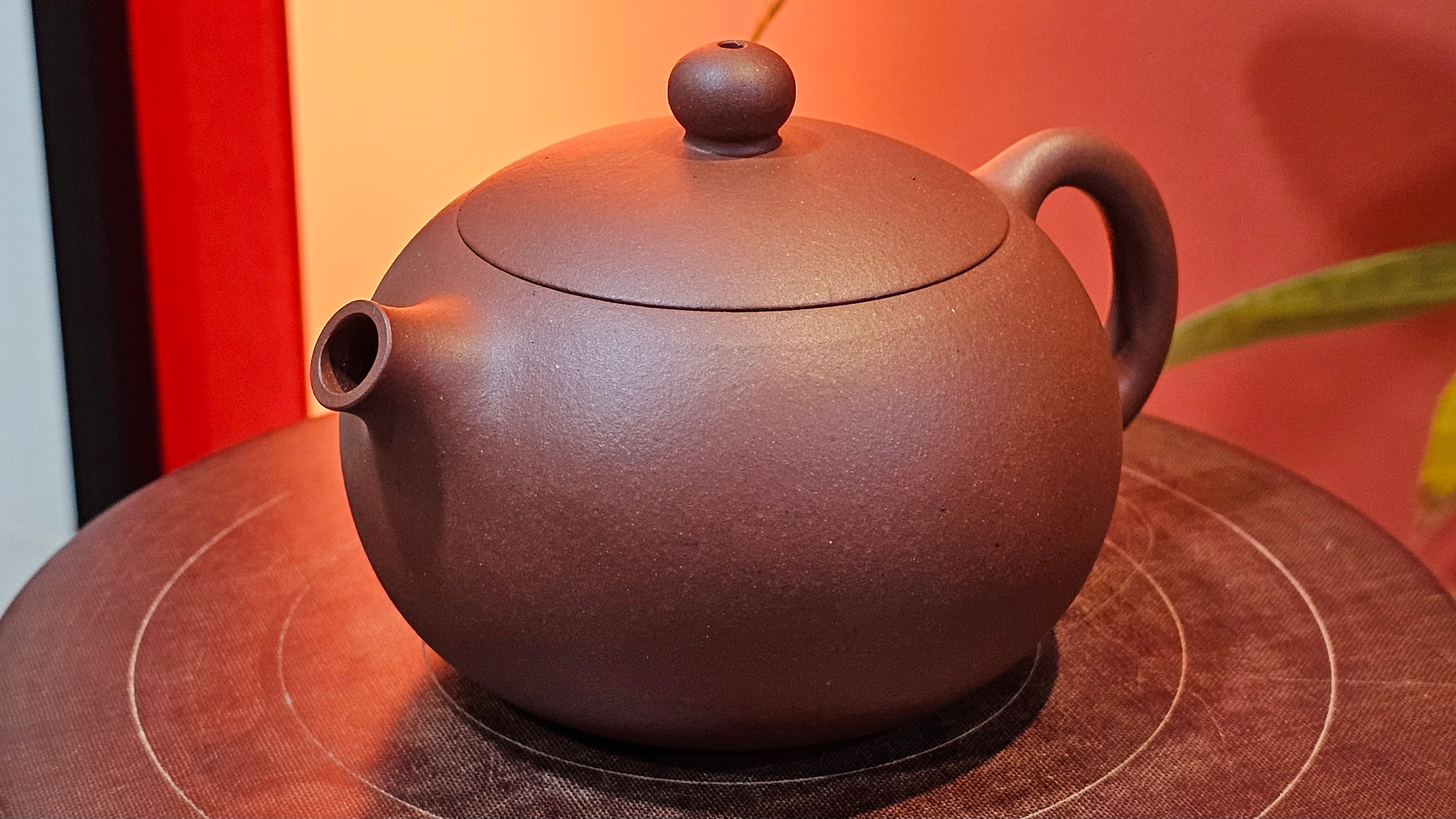 Xi Shi 西施, 205.3ml, Di Cao Qing Zi Ni 底槽青紫泥, by Craftsman Gu Xiao Ming 顾小明 ~ Congratulations to Mr E.A.! 1545hrs 4th Oct 2025, Colorado Springs! CO.