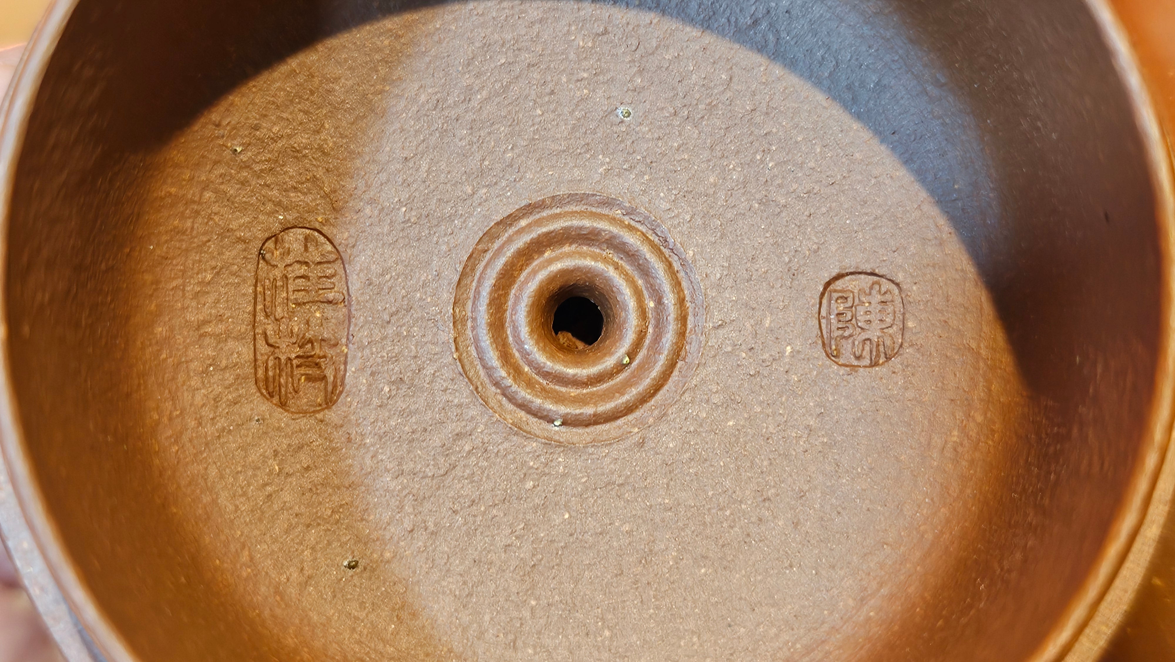 Song Jin Hu《颂金壶》, 153.6ml, Hong Jiang Po Ni 红降坡泥, by Craftsman Chen Gui Zhi 陈桂枝。(Red JiangPoNi rarer than Yellow JiangPoNi, XiaoMeiYao & ZhaoZhuang ZhuNi) ~!Congratulations to Mr A.T., A.C., 1945hrs 4th Oct 2025, München, Germany🇩🇪!