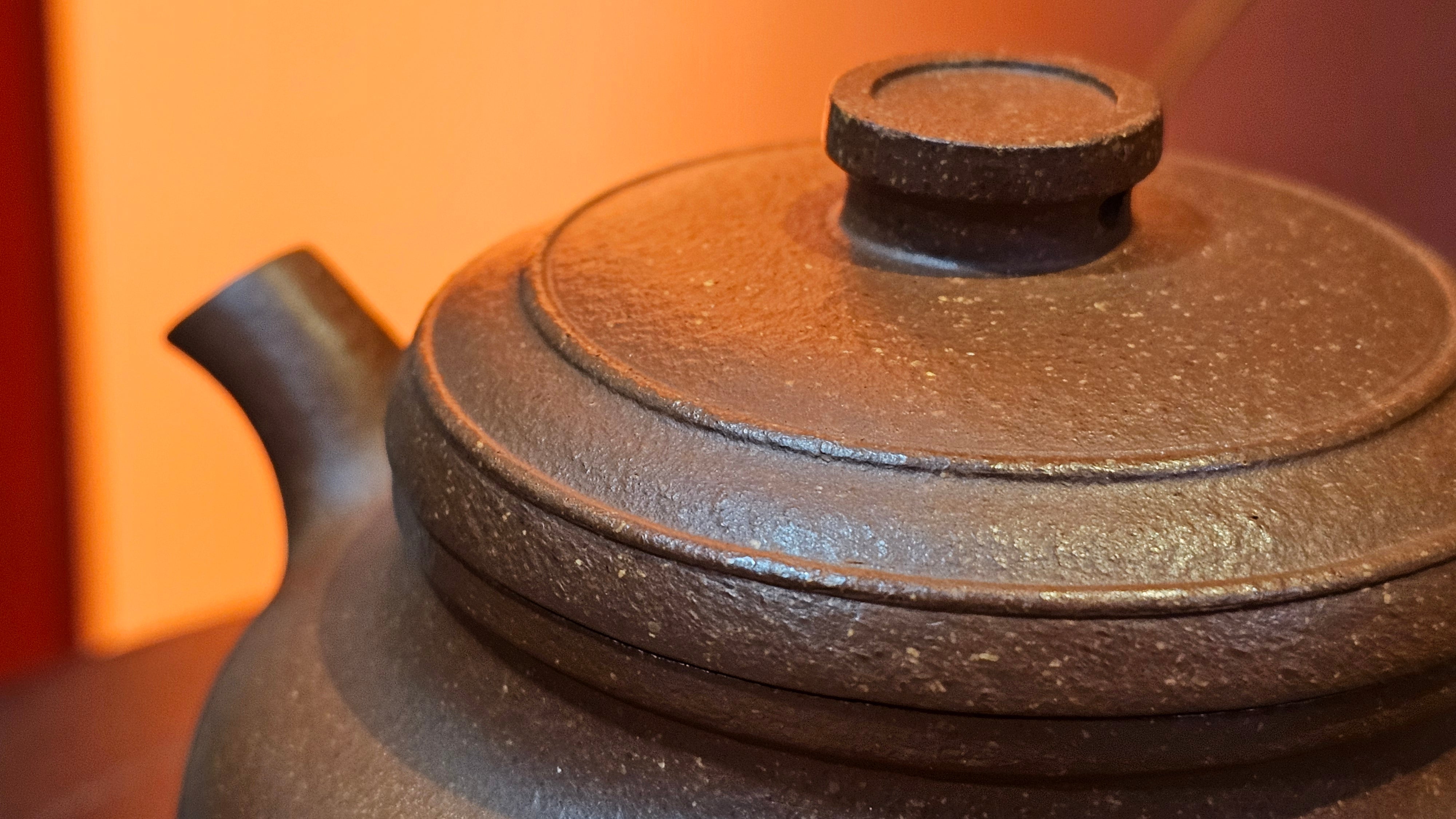 Song Jin Hu《颂金壶》, 153.6ml, Hong Jiang Po Ni 红降坡泥, by Craftsman Chen Gui Zhi 陈桂枝。(Red JiangPoNi rarer than Yellow JiangPoNi, XiaoMeiYao & ZhaoZhuang ZhuNi) ~!Congratulations to Mr A.T., A.C., 1945hrs 4th Oct 2025, München, Germany🇩🇪!