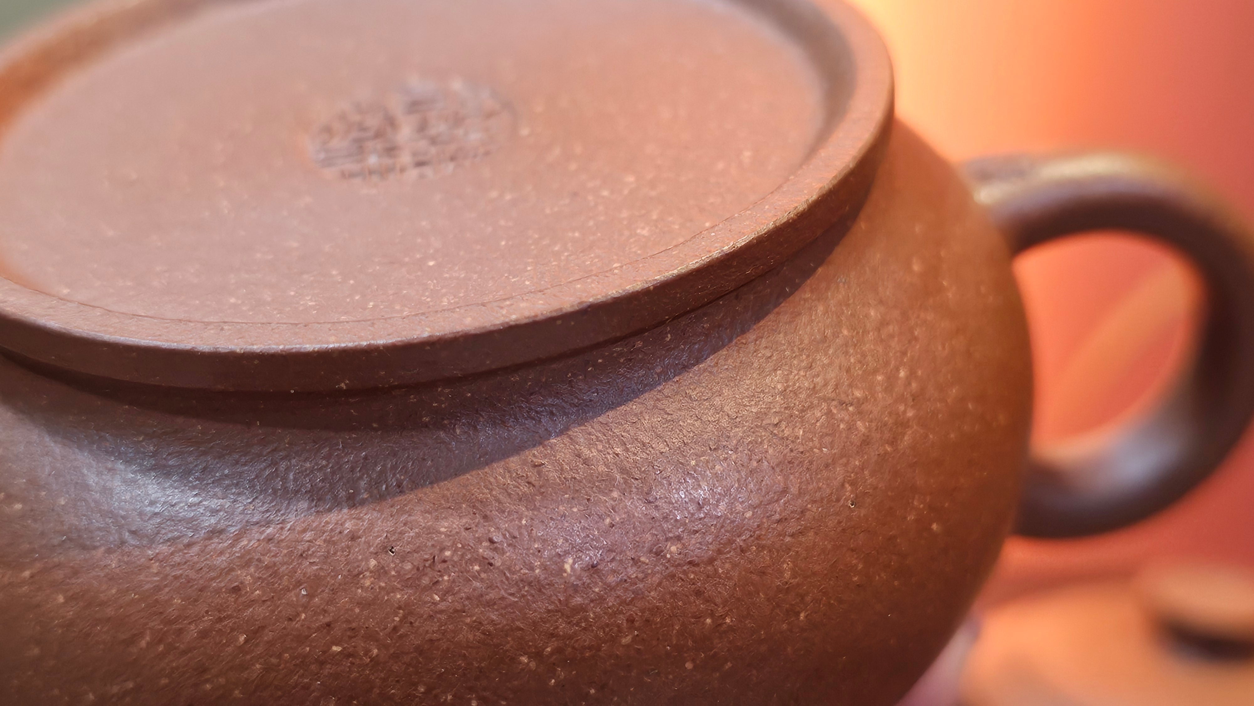 Song Jin Hu《颂金壶》, 153.6ml, Hong Jiang Po Ni 红降坡泥, by Craftsman Chen Gui Zhi 陈桂枝。(Red JiangPoNi rarer than Yellow JiangPoNi, XiaoMeiYao & ZhaoZhuang ZhuNi) ~!Congratulations to Mr A.T., A.C., 1945hrs 4th Oct 2025, München, Germany🇩🇪!