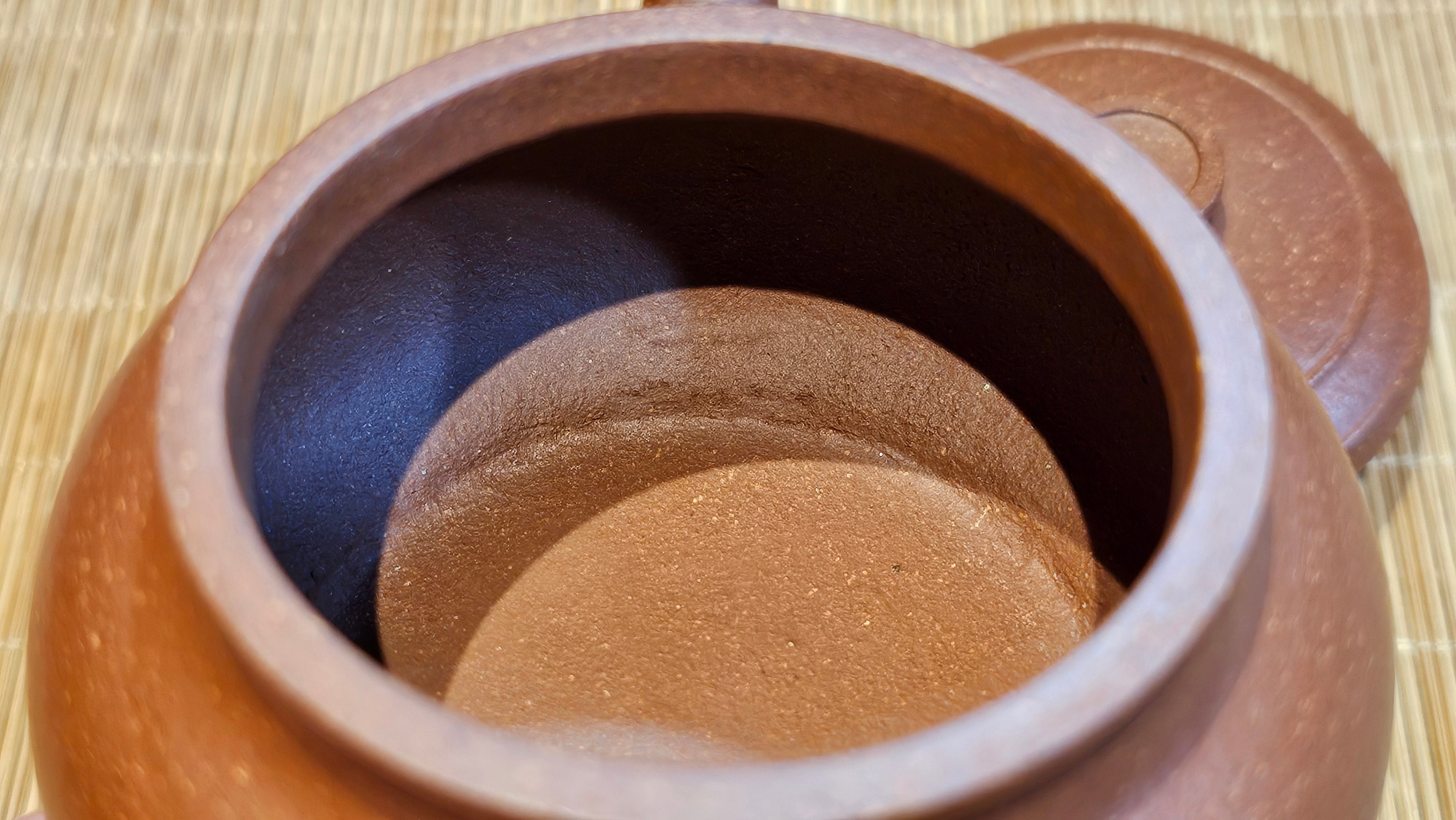 Song Jin Hu《颂金壶》, 153.6ml, Hong Jiang Po Ni 红降坡泥, by Craftsman Chen Gui Zhi 陈桂枝。(Red JiangPoNi rarer than Yellow JiangPoNi, XiaoMeiYao & ZhaoZhuang ZhuNi) ~!Congratulations to Mr A.T., A.C., 1945hrs 4th Oct 2025, München, Germany🇩🇪!