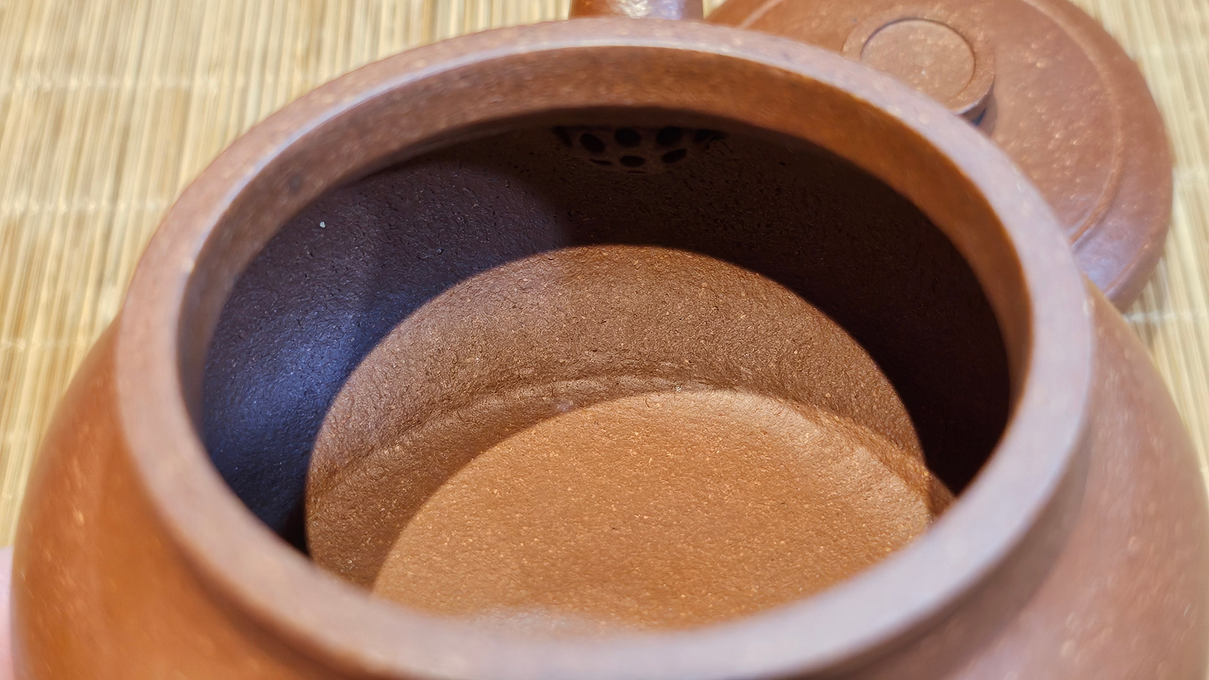 Song Jin Hu《颂金壶》, 153.6ml, Hong Jiang Po Ni 红降坡泥, by Craftsman Chen Gui Zhi 陈桂枝。(Red JiangPoNi rarer than Yellow JiangPoNi, XiaoMeiYao & ZhaoZhuang ZhuNi) ~!Congratulations to Mr A.T., A.C., 1945hrs 4th Oct 2025, München, Germany🇩🇪!