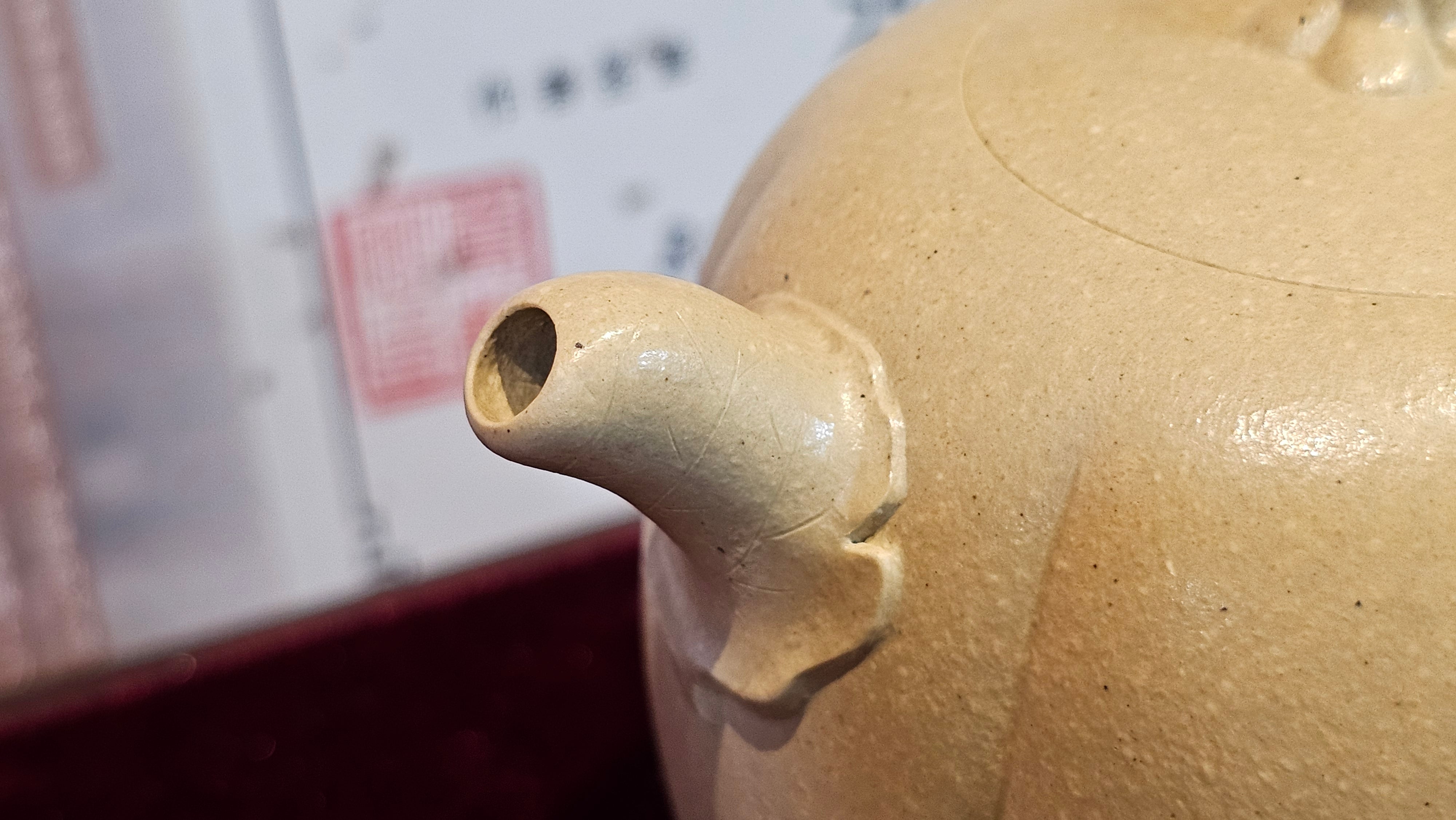 Commissioned work for Ms S.Muller: ZiSha work《甜瓜》"Tian Gua" 210ml, made with Cao Family's 100% BenShan LüNi 本山绿泥, crafted by L4 Assoc Master Artist Zhang Ke 助理工艺美术师, 张轲 ~ COMPLETED and CONGRATULATIONS to Ms S.Muller, Velden! The Netherlands🇳🇱.