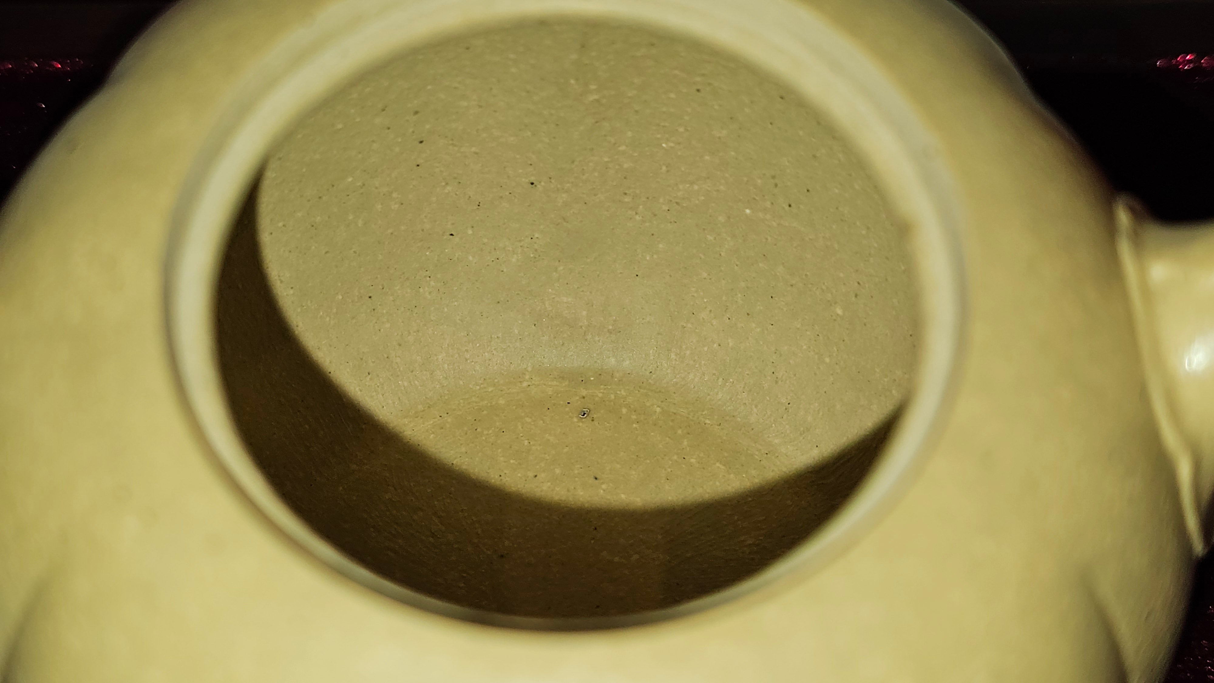 Commissioned work for Ms S.Muller: ZiSha work《甜瓜》"Tian Gua" 210ml, made with Cao Family's 100% BenShan LüNi 本山绿泥, crafted by L4 Assoc Master Artist Zhang Ke 助理工艺美术师, 张轲 ~ COMPLETED and CONGRATULATIONS to Ms S.Muller, Velden! The Netherlands🇳🇱.