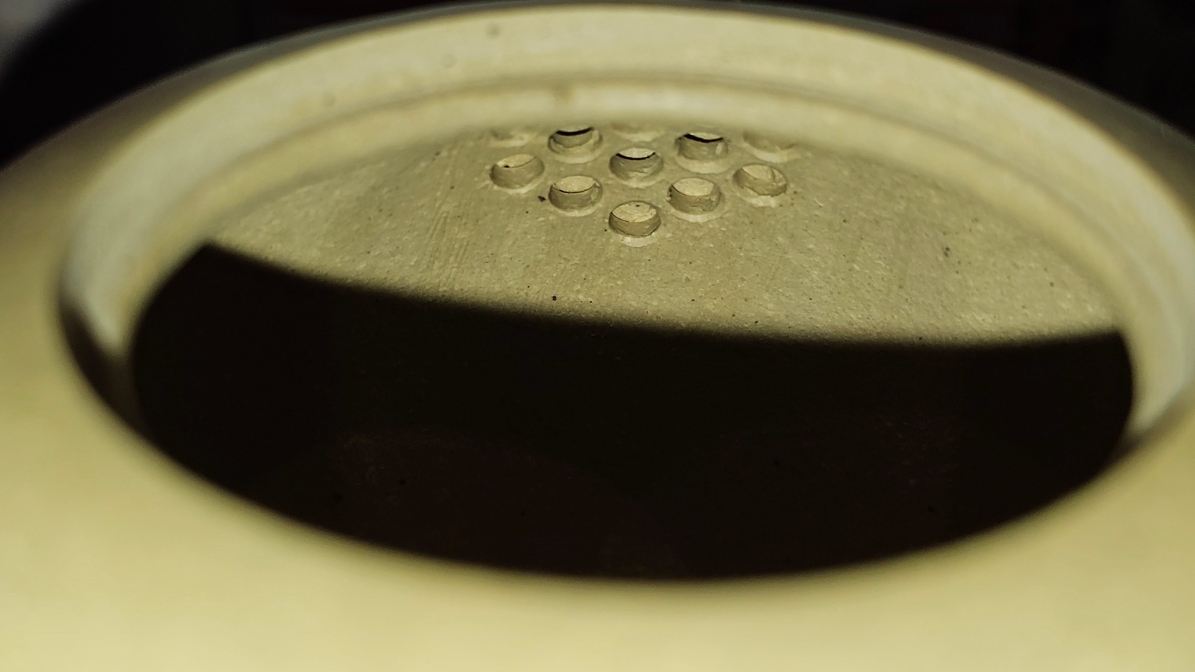 Commissioned work for Ms S.Muller: ZiSha work《甜瓜》"Tian Gua" 210ml, made with Cao Family's 100% BenShan LüNi 本山绿泥, crafted by L4 Assoc Master Artist Zhang Ke 助理工艺美术师, 张轲 ~ COMPLETED and CONGRATULATIONS to Ms S.Muller, Velden! The Netherlands🇳🇱.