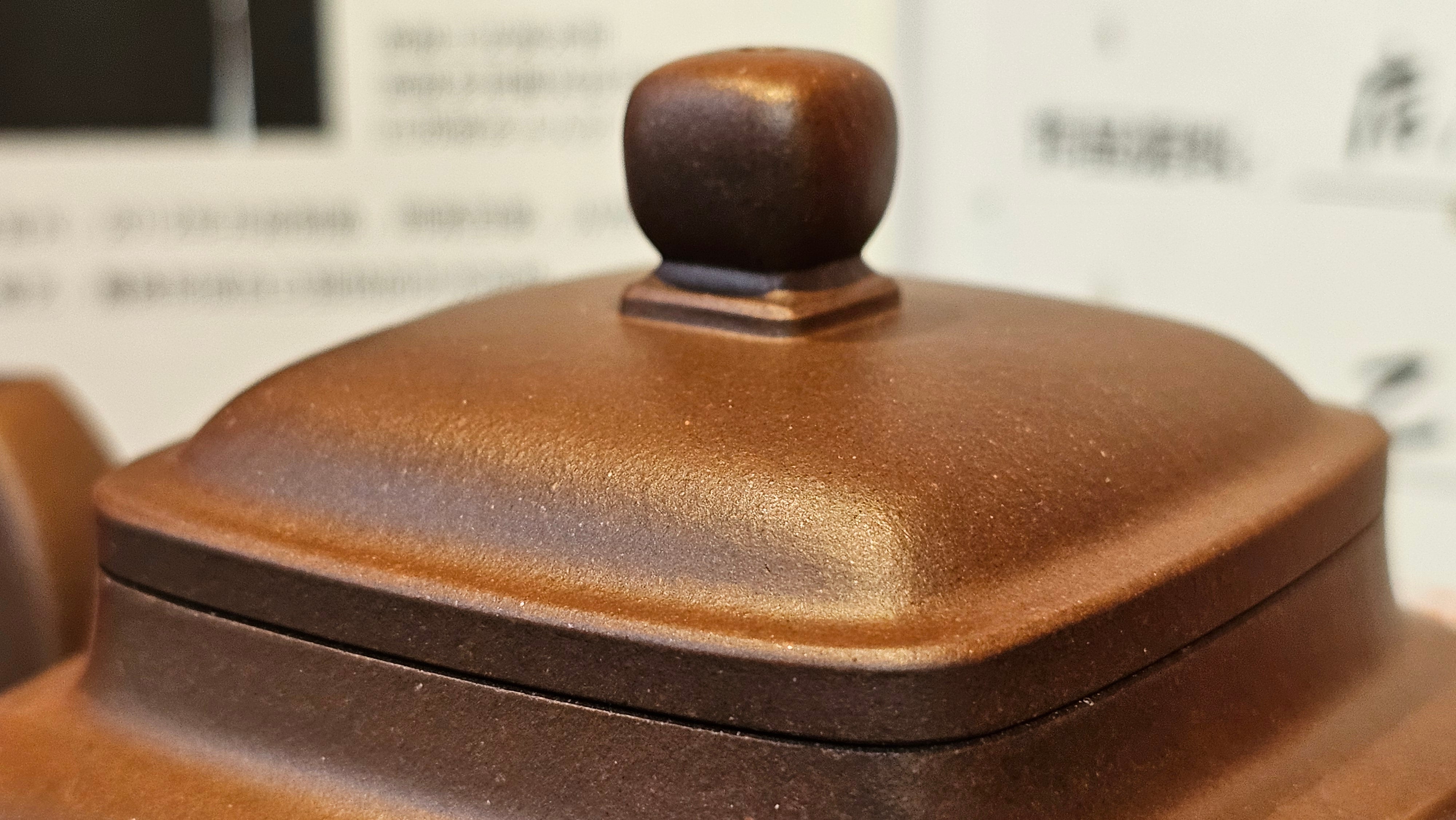 《鸣远四方》"Ming Yuan Si Fang", 351.1ml, Di Cao Qing Zi Ni, by L2A Senior Consummate Artist Yuan Hui 高级振兴技艺师兼高级工艺美术师～袁辉 ~!Congratulations!to Mr H.! 0146hrs 10th Oct 2025, Baldwin Park! CA.