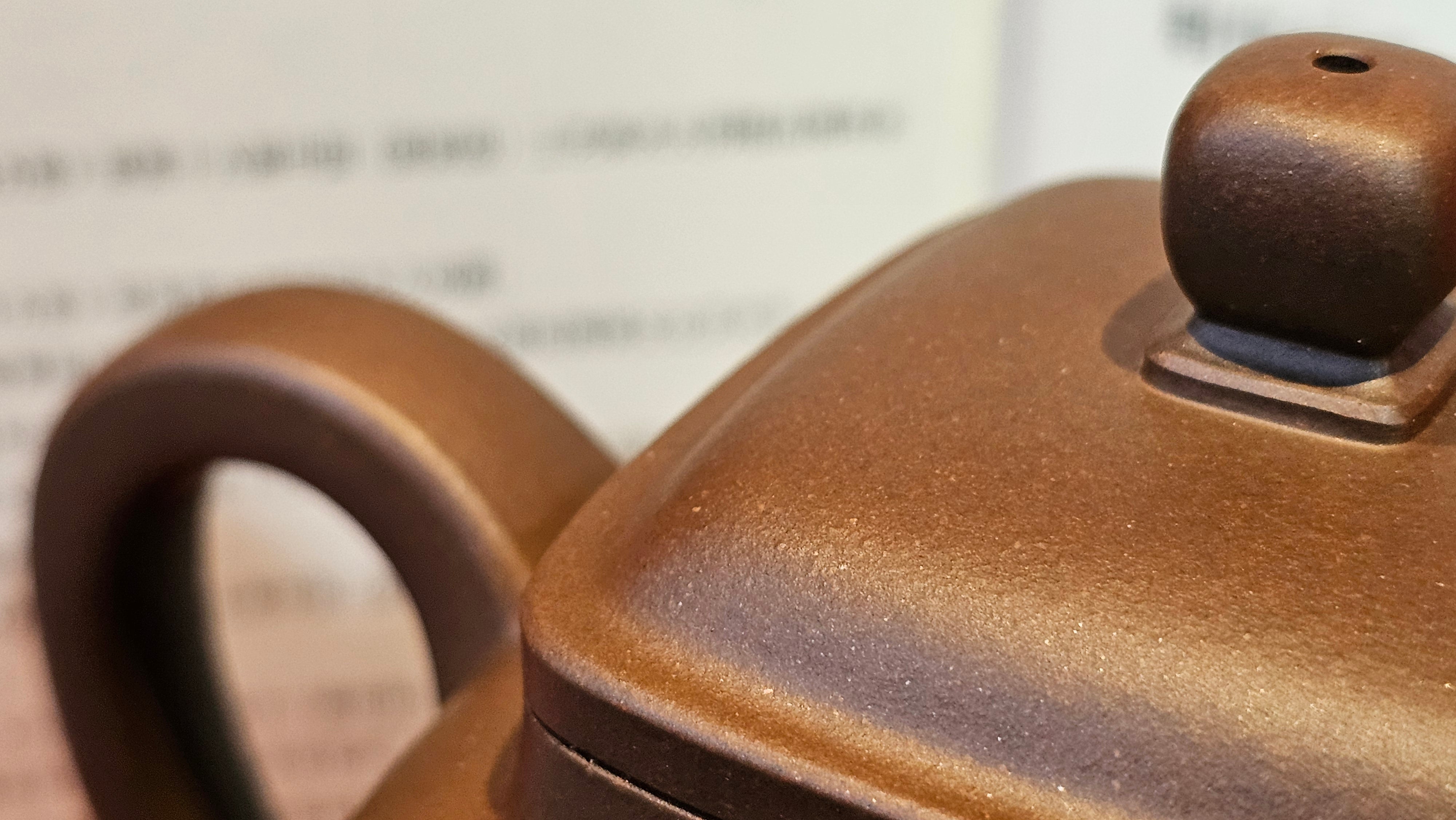 《鸣远四方》"Ming Yuan Si Fang", 351.1ml, Di Cao Qing Zi Ni, by L2A Senior Consummate Artist Yuan Hui 高级振兴技艺师兼高级工艺美术师～袁辉 ~!Congratulations!to Mr H.! 0146hrs 10th Oct 2025, Baldwin Park! CA.