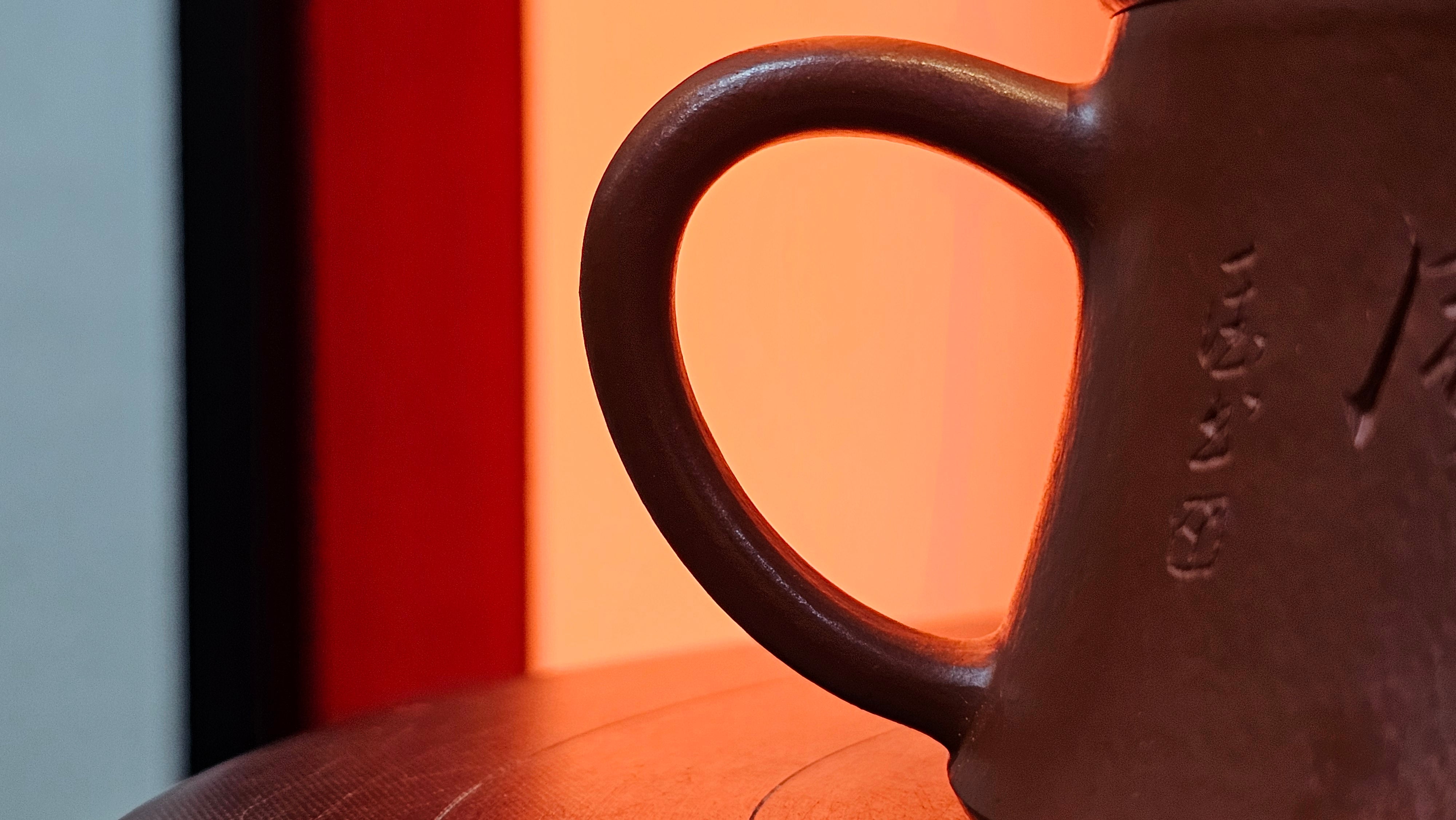 Yun Zhu 云柱 "Pillar of the Heavens", 138.2ml, Xiao Mei Yao Zhu Ni, by Craftsman Wang Hui 王慧 ~ "劲竹凌风" and Bamboo Engraving by Craftsman Yi De Shu 一德书 ~!Congratulations to Mr J.D.! 2059hts 7th Oct 2025, CO!