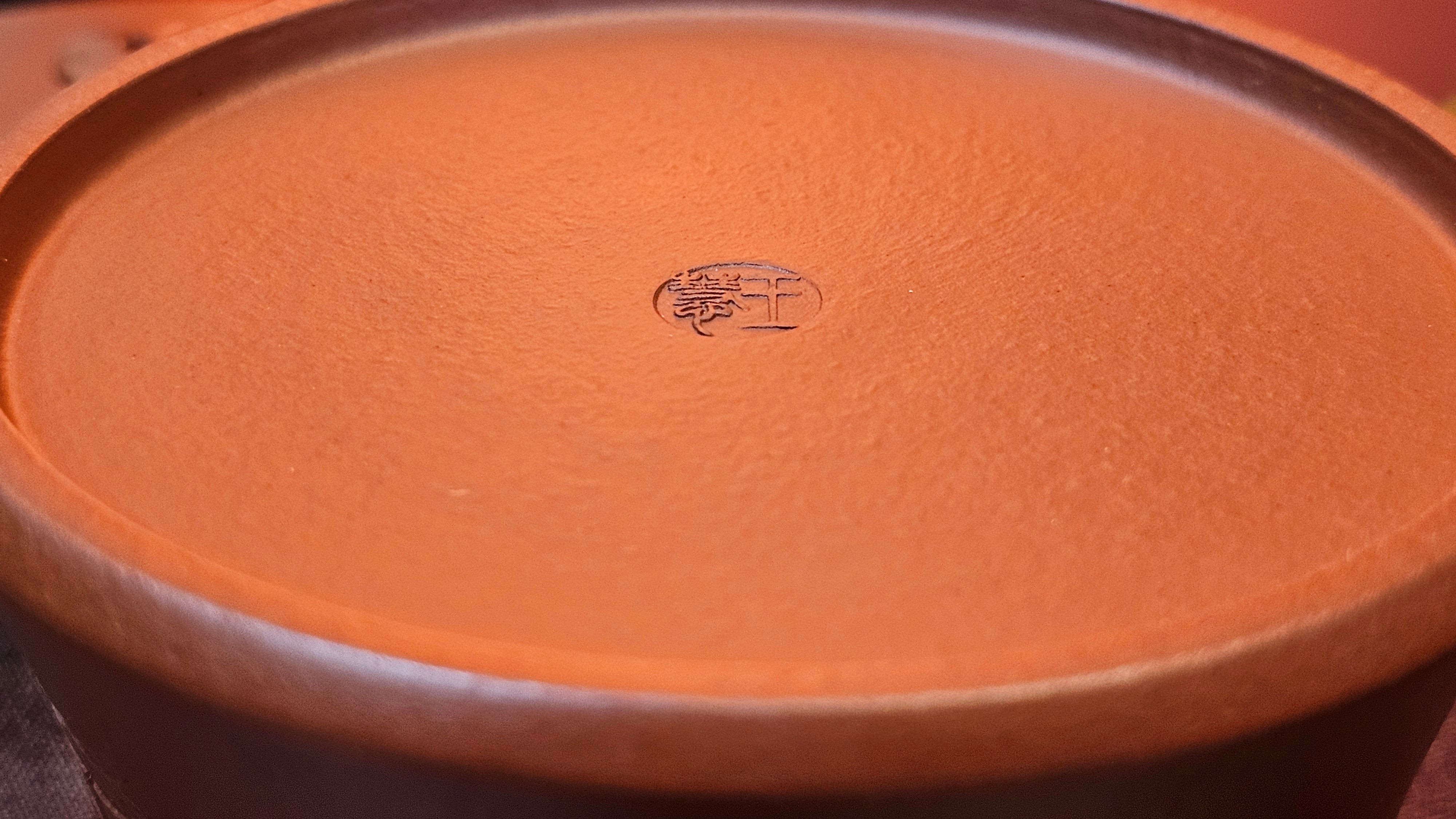 Yun Zhu 云柱 "Pillar of the Heavens", 138.2ml, Xiao Mei Yao Zhu Ni, by Craftsman Wang Hui 王慧 ~ "劲竹凌风" and Bamboo Engraving by Craftsman Yi De Shu 一德书 ~!Congratulations to Mr J.D.! 2059hts 7th Oct 2025, CO!