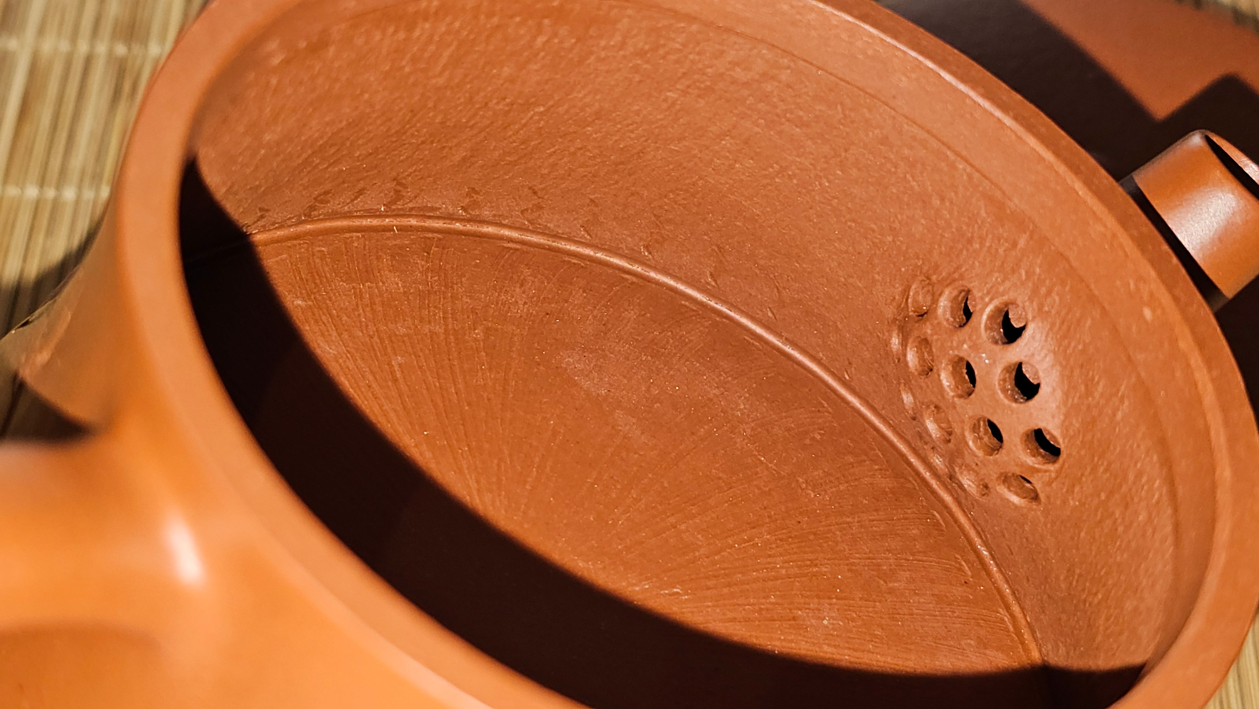 Yun Zhu 云柱 "Pillar of the Heavens", 138.2ml, Xiao Mei Yao Zhu Ni, by Craftsman Wang Hui 王慧 ~ "劲竹凌风" and Bamboo Engraving by Craftsman Yi De Shu 一德书 ~!Congratulations to Mr J.D.! 2059hts 7th Oct 2025, CO!