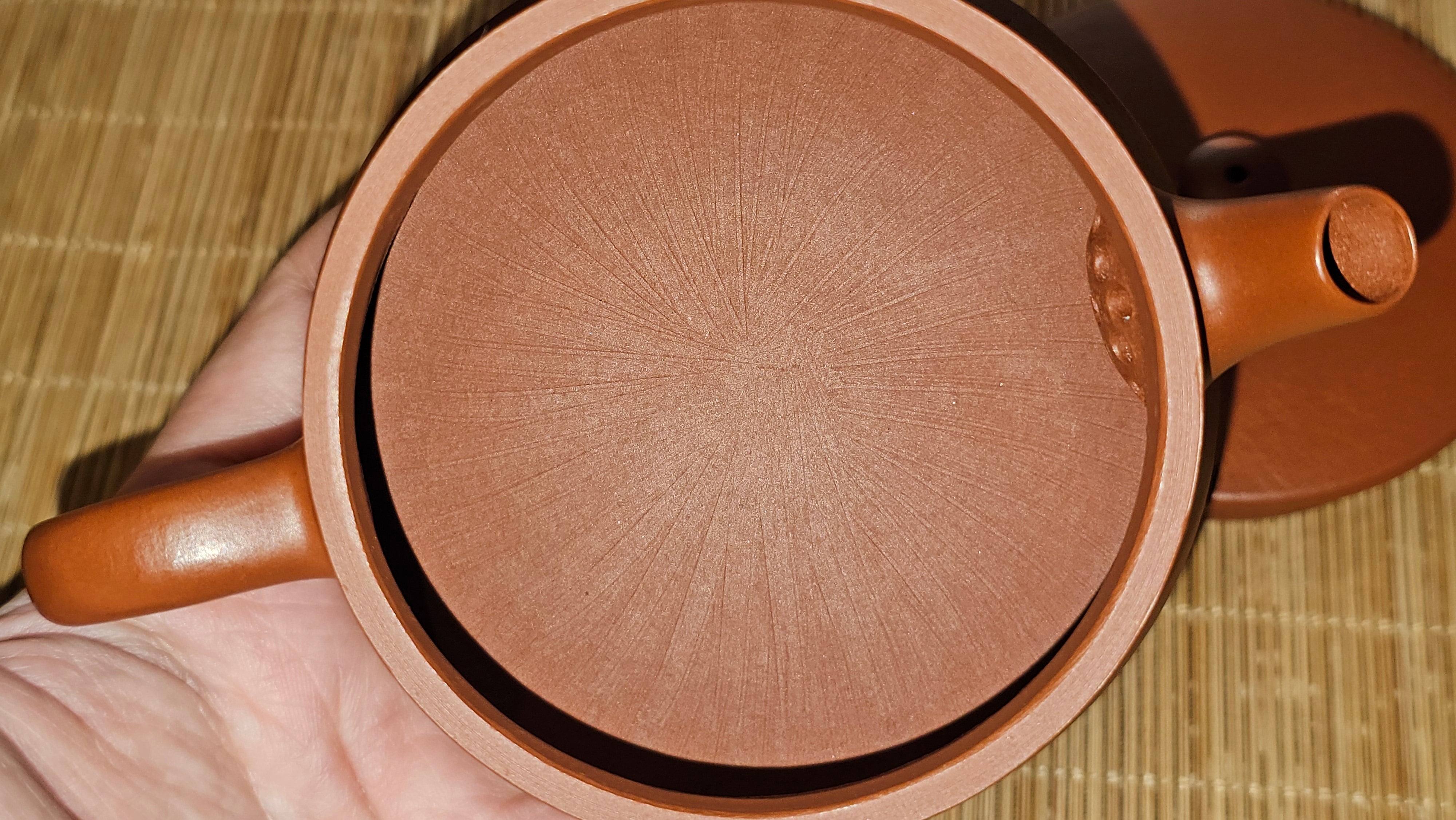 Yun Zhu 云柱 "Pillar of the Heavens", 138.2ml, Xiao Mei Yao Zhu Ni, by Craftsman Wang Hui 王慧 ~ "劲竹凌风" and Bamboo Engraving by Craftsman Yi De Shu 一德书 ~!Congratulations to Mr J.D.! 2059hts 7th Oct 2025, CO!