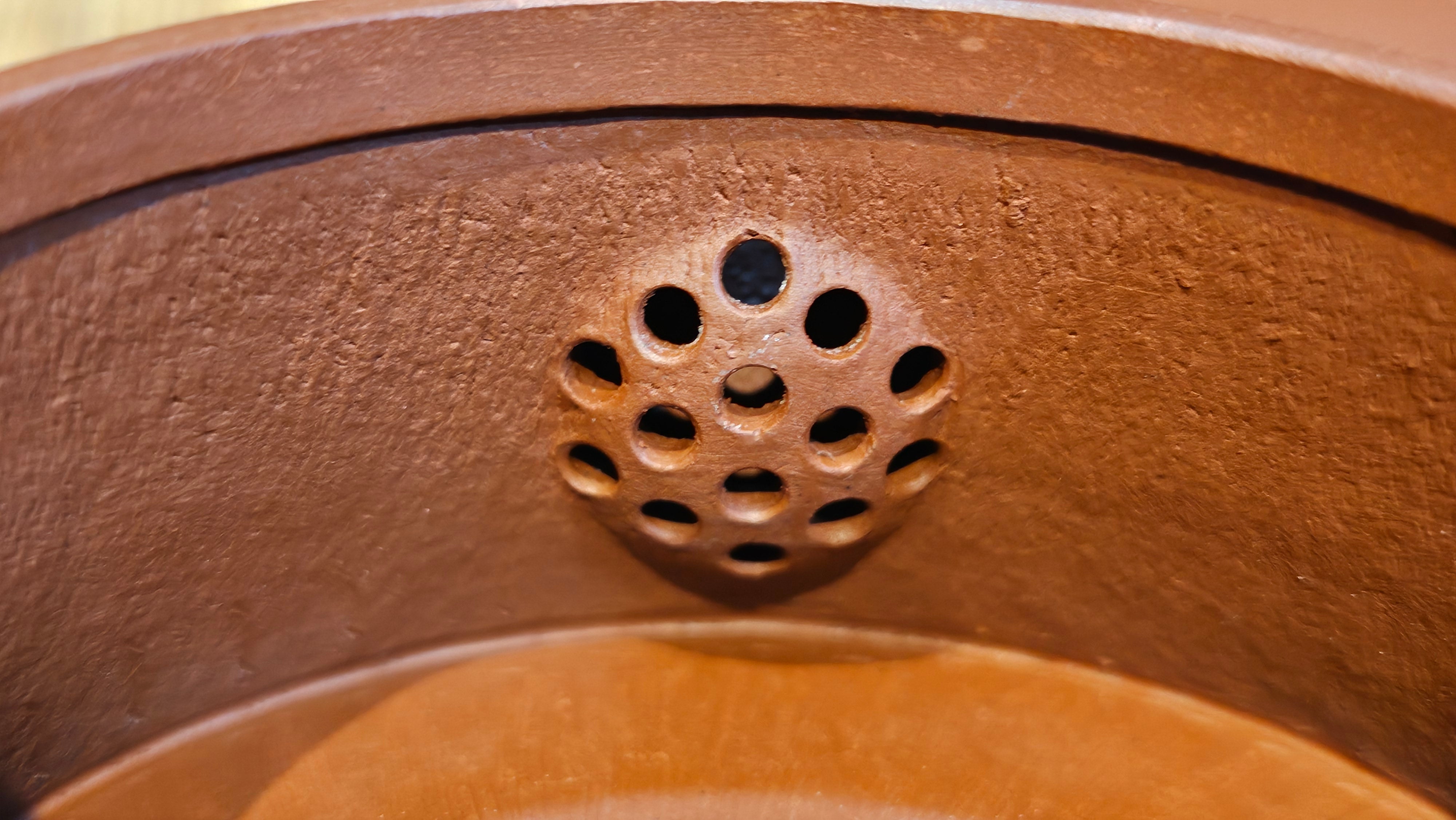 Yun Zhu 云柱 "Pillar of the Heavens", 138.2ml, Xiao Mei Yao Zhu Ni, by Craftsman Wang Hui 王慧 ~ "劲竹凌风" and Bamboo Engraving by Craftsman Yi De Shu 一德书 ~!Congratulations to Mr J.D.! 2059hts 7th Oct 2025, CO!