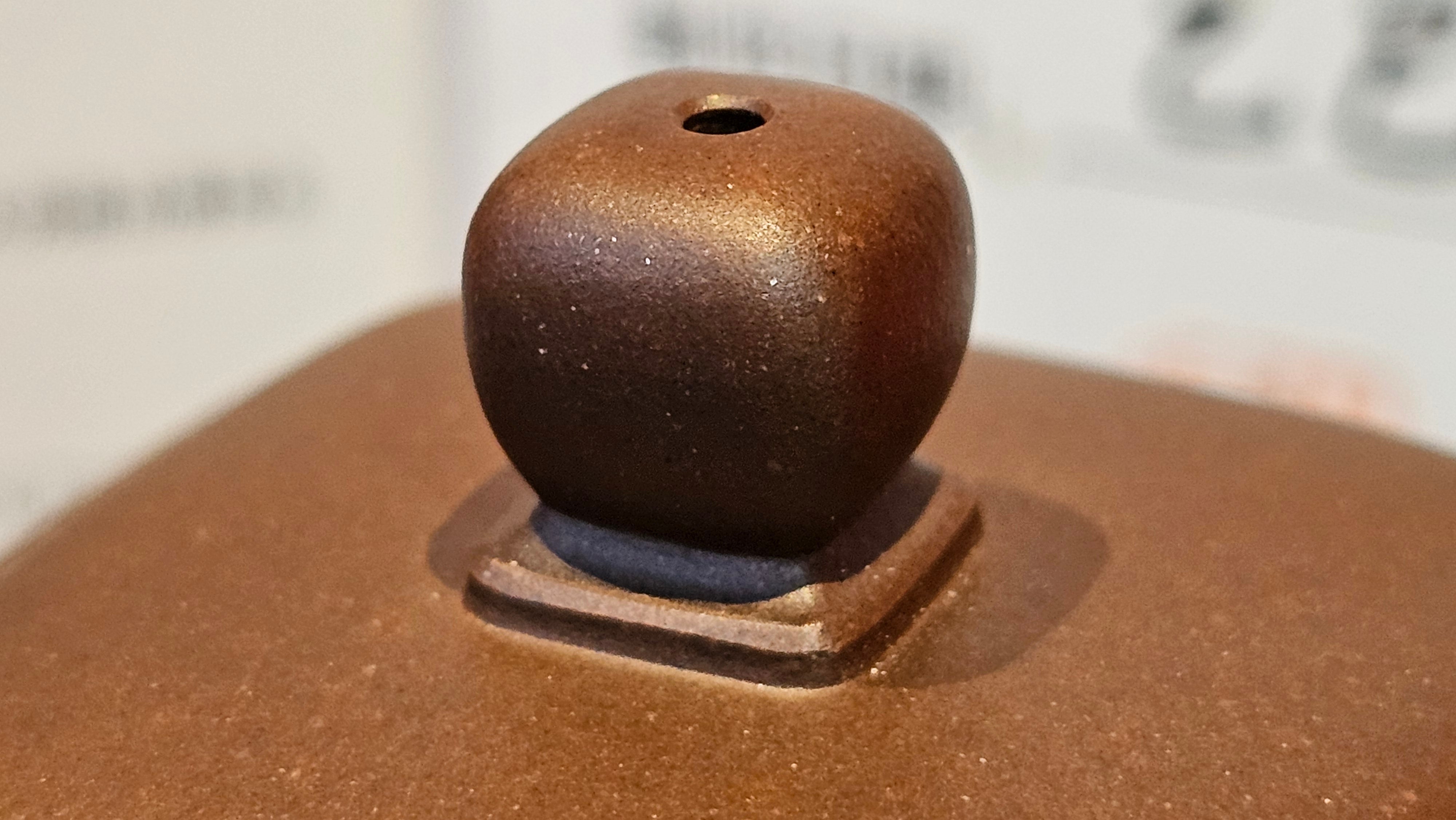 《鸣远四方》"Ming Yuan Si Fang", 348.3ml, Di Cao Qing Zi Ni, by L2A Senior Consummate Artist Yuan Hui 高级振兴技艺师兼高级工艺美术师～袁辉 ~ Congratulations to Mr B.I.! 1718hrs 3rd Oct 2025, St. Charles! IL!