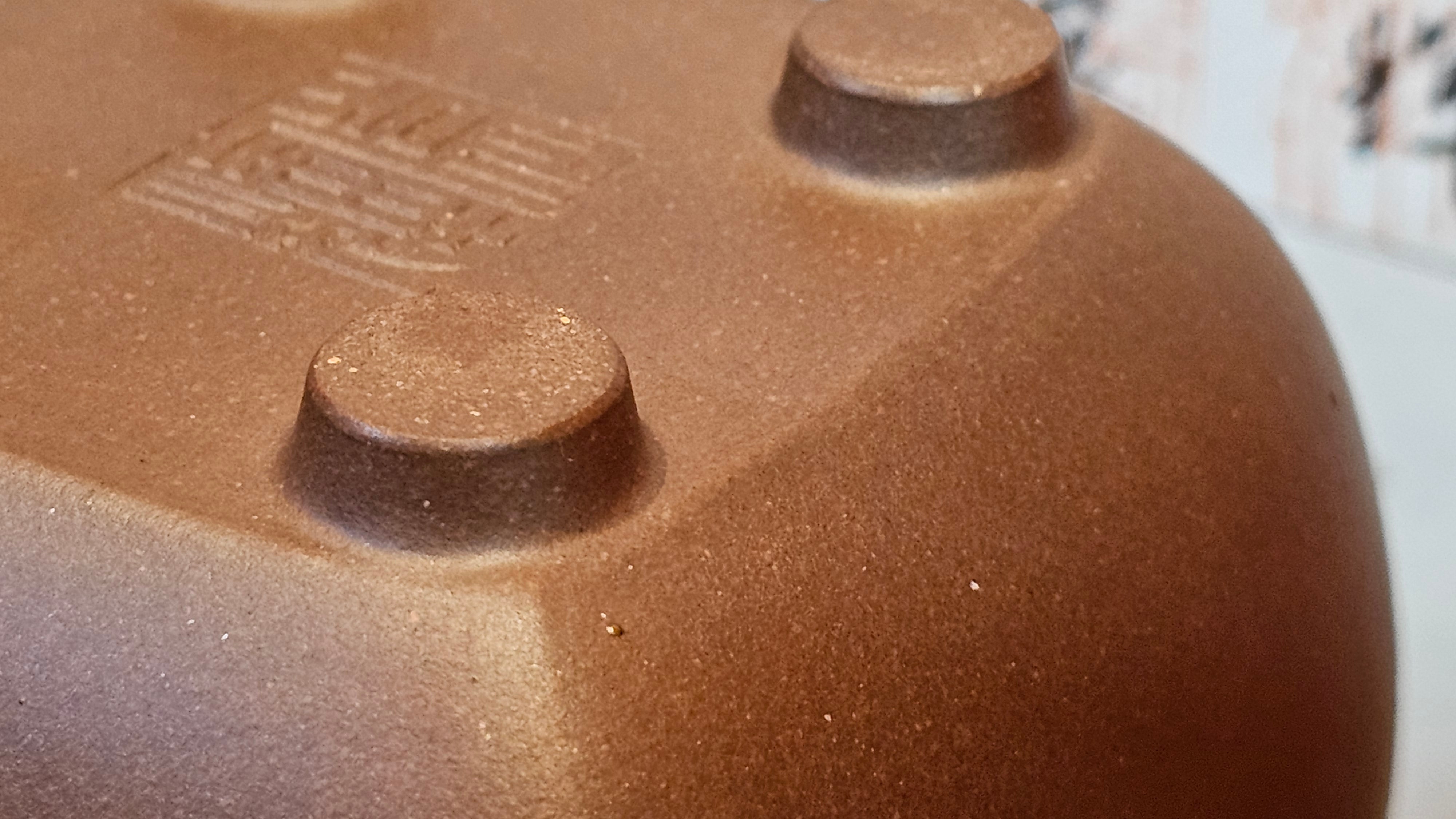 《鸣远四方》"Ming Yuan Si Fang", 348.3ml, Di Cao Qing Zi Ni, by L2A Senior Consummate Artist Yuan Hui 高级振兴技艺师兼高级工艺美术师～袁辉 ~ Congratulations to Mr B.I.! 1718hrs 3rd Oct 2025, St. Charles! IL!