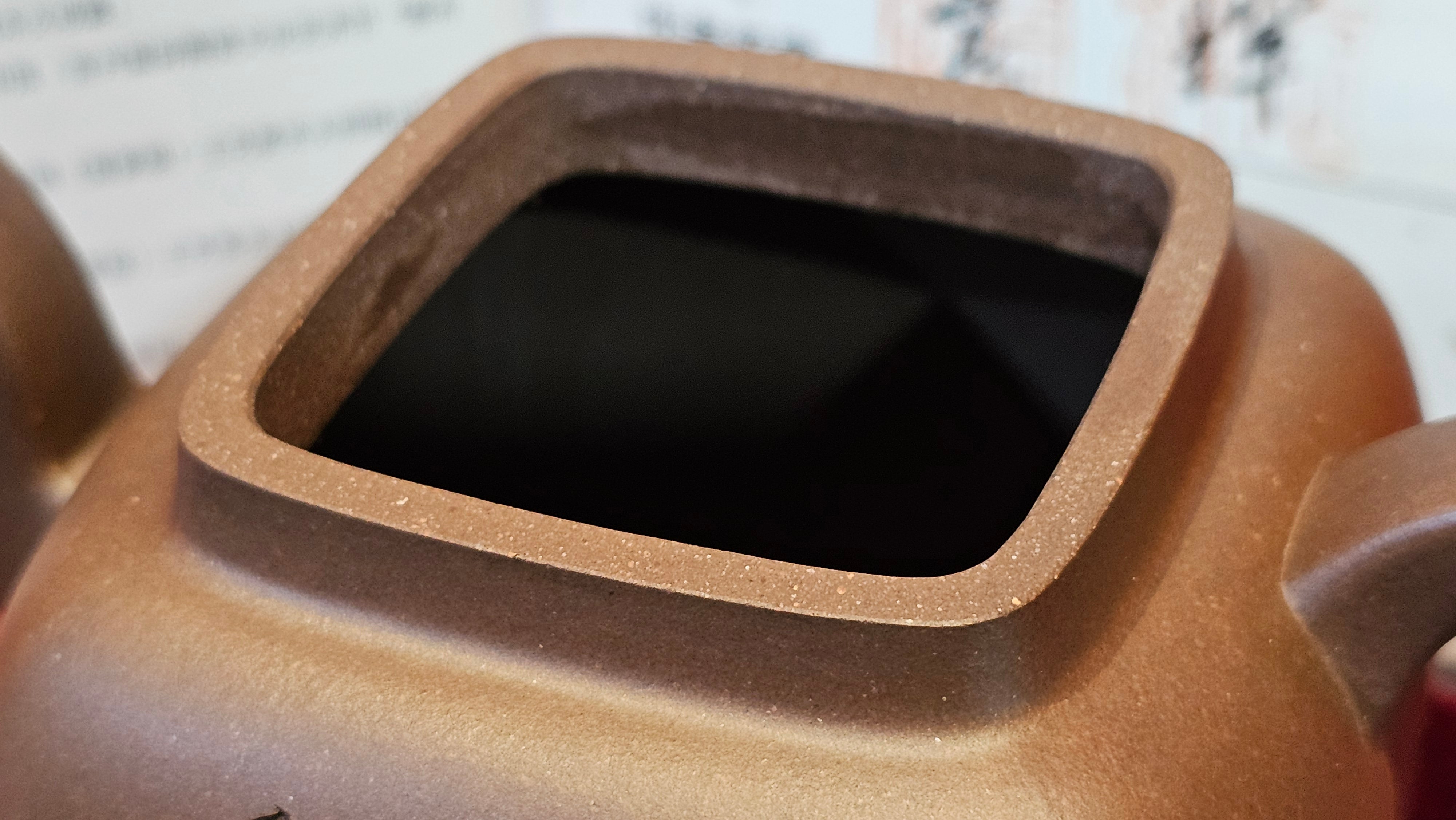 《鸣远四方》"Ming Yuan Si Fang", 348.3ml, Di Cao Qing Zi Ni, by L2A Senior Consummate Artist Yuan Hui 高级振兴技艺师兼高级工艺美术师～袁辉 ~ Congratulations to Mr B.I.! 1718hrs 3rd Oct 2025, St. Charles! IL!