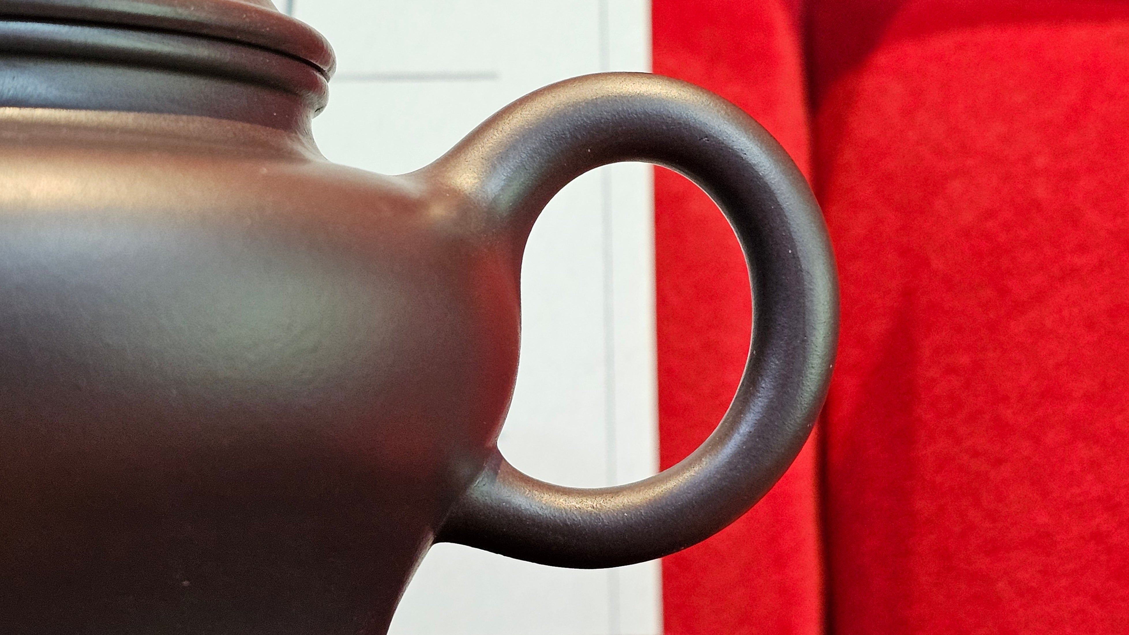 《高耀日》"Gao Yao Ri", 240.9ml, Gao Wen Zi Ni 高温紫泥 ~ Crafted by L3A Consummate Master Artist Li Yan Ru 李艳如 ~!Congratulations to Ms J.C., 0421hrs 4th Oct 2025, Los Angeles, CA!