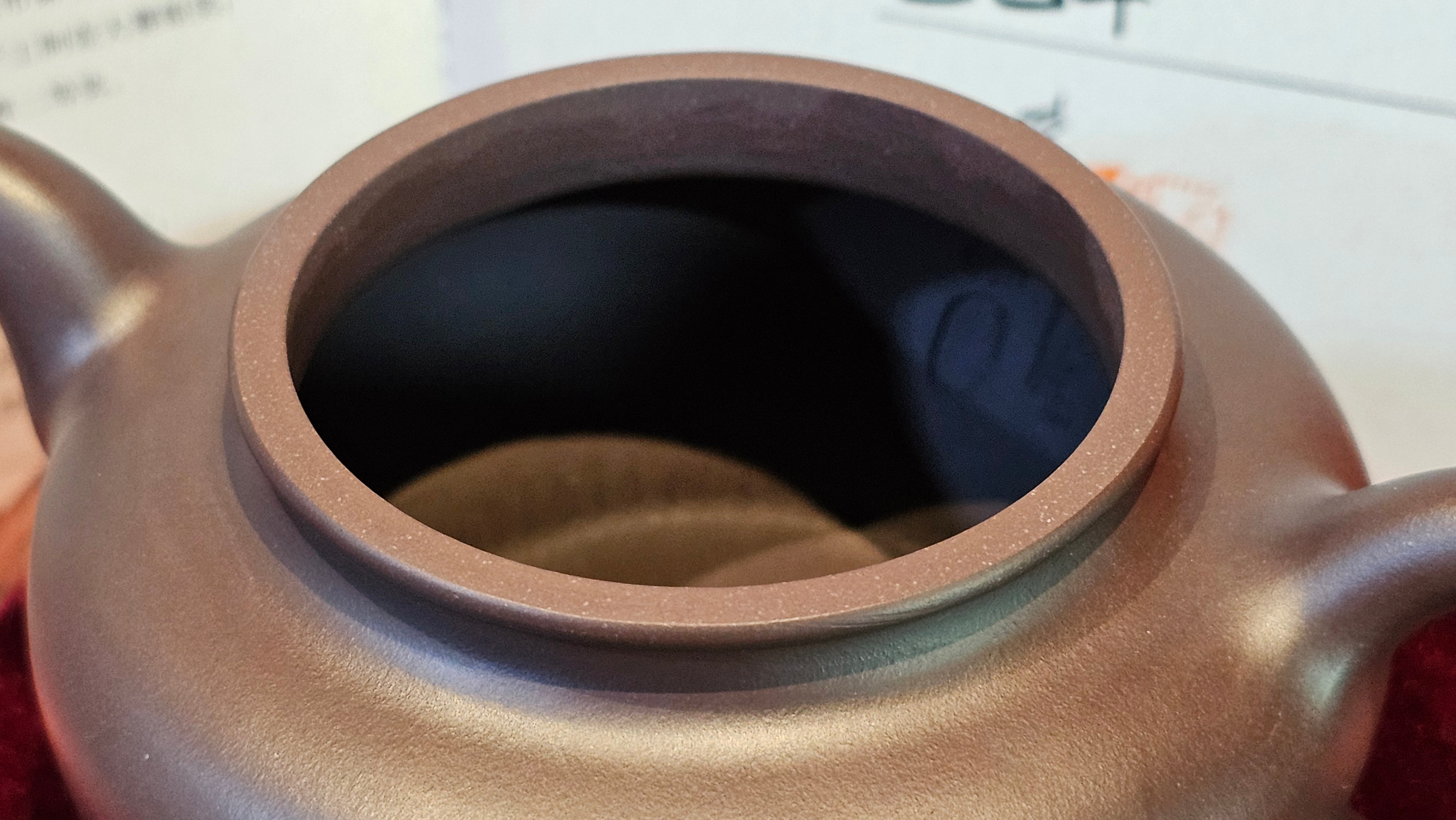 《高耀日》"Gao Yao Ri", 240.9ml, Gao Wen Zi Ni 高温紫泥 ~ Crafted by L3A Consummate Master Artist Li Yan Ru 李艳如 ~!Congratulations to Ms J.C., 0421hrs 4th Oct 2025, Los Angeles, CA!