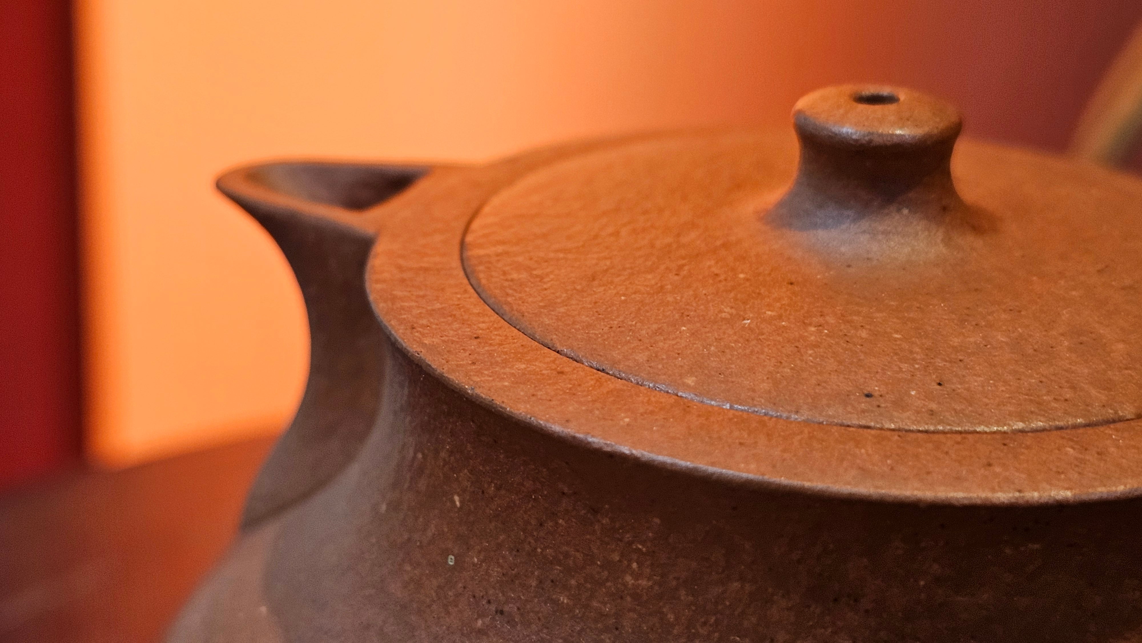 Le Rong 乐荣, 121.2ml, rare Zhu Sha 朱砂 (highest granularity form of ZhuNi), by Craftsman Gu Xiao Ming 顾小明 ~!Congratulations to Mr E.W.! 1237hrs 7th Oct 2025, Berkeley, CA!