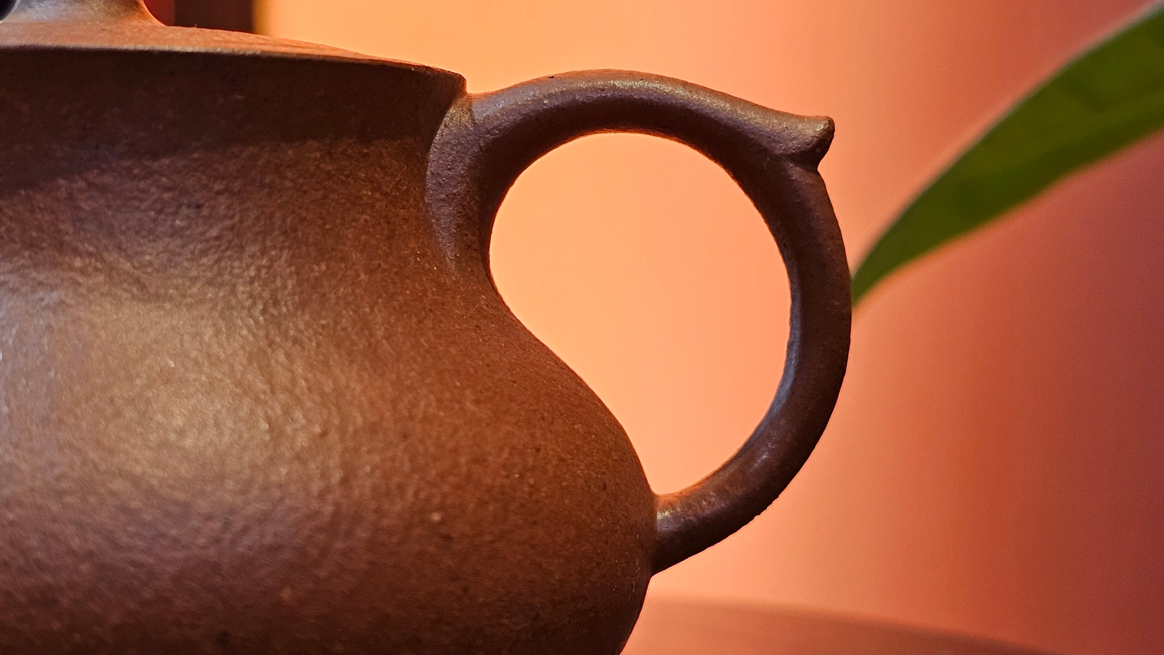 Le Rong 乐荣, 121.2ml, rare Zhu Sha 朱砂 (highest granularity form of ZhuNi), by Craftsman Gu Xiao Ming 顾小明 ~!Congratulations to Mr E.W.! 1237hrs 7th Oct 2025, Berkeley, CA!