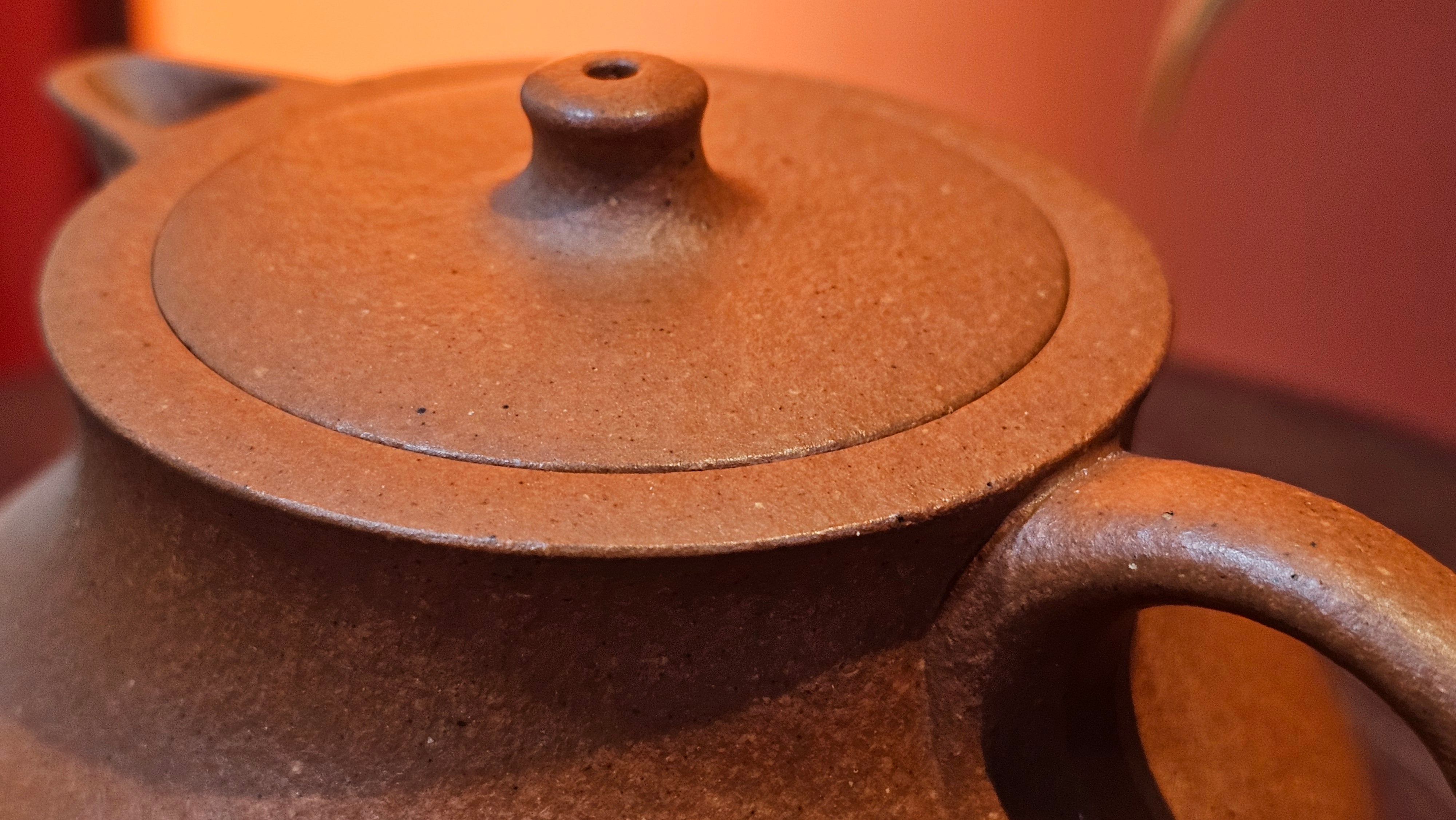 Le Rong 乐荣, 121.2ml, rare Zhu Sha 朱砂 (highest granularity form of ZhuNi), by Craftsman Gu Xiao Ming 顾小明 ~!Congratulations to Mr E.W.! 1237hrs 7th Oct 2025, Berkeley, CA!