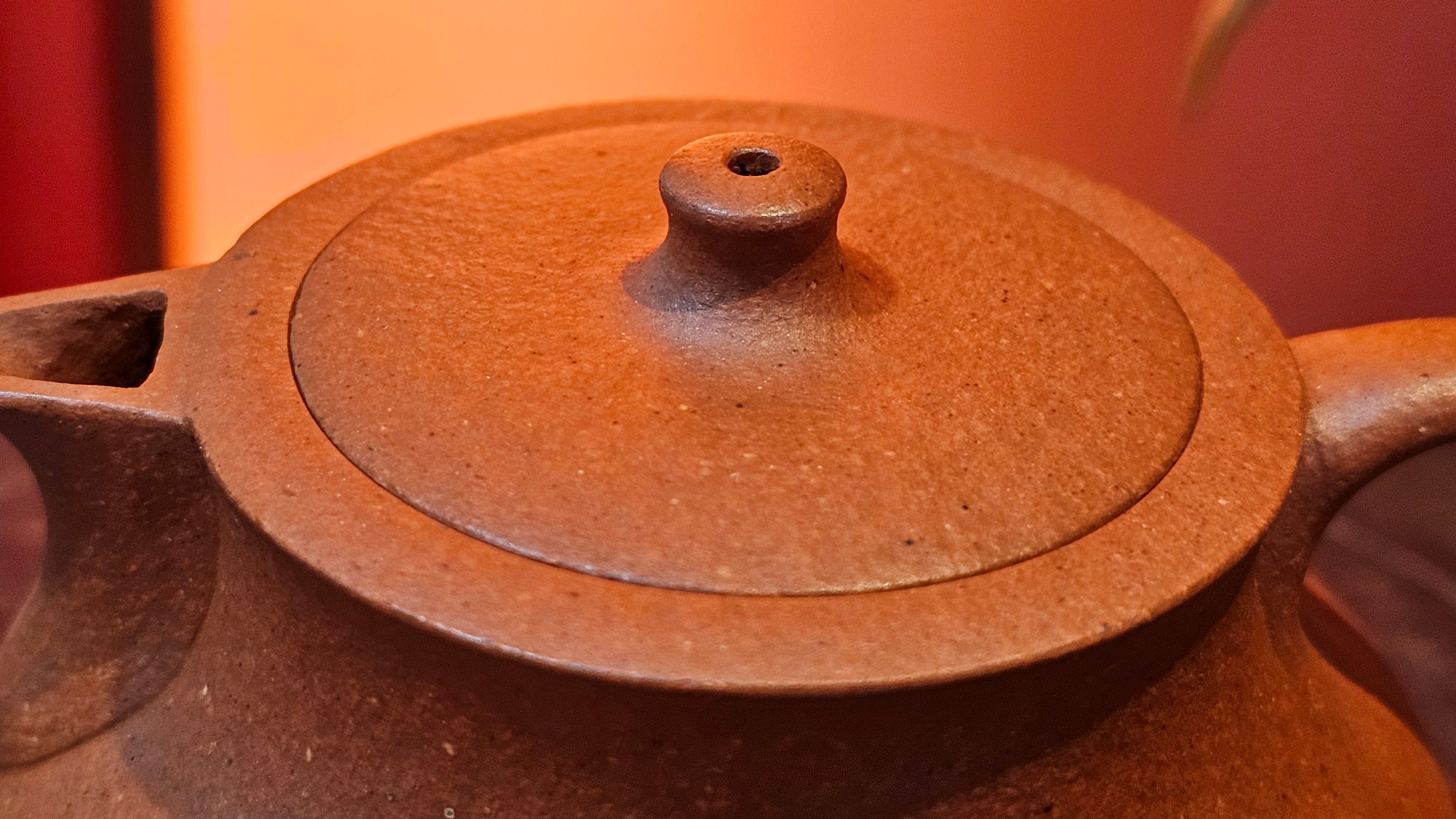 Le Rong 乐荣, 121.2ml, rare Zhu Sha 朱砂 (highest granularity form of ZhuNi), by Craftsman Gu Xiao Ming 顾小明 ~!Congratulations to Mr E.W.! 1237hrs 7th Oct 2025, Berkeley, CA!