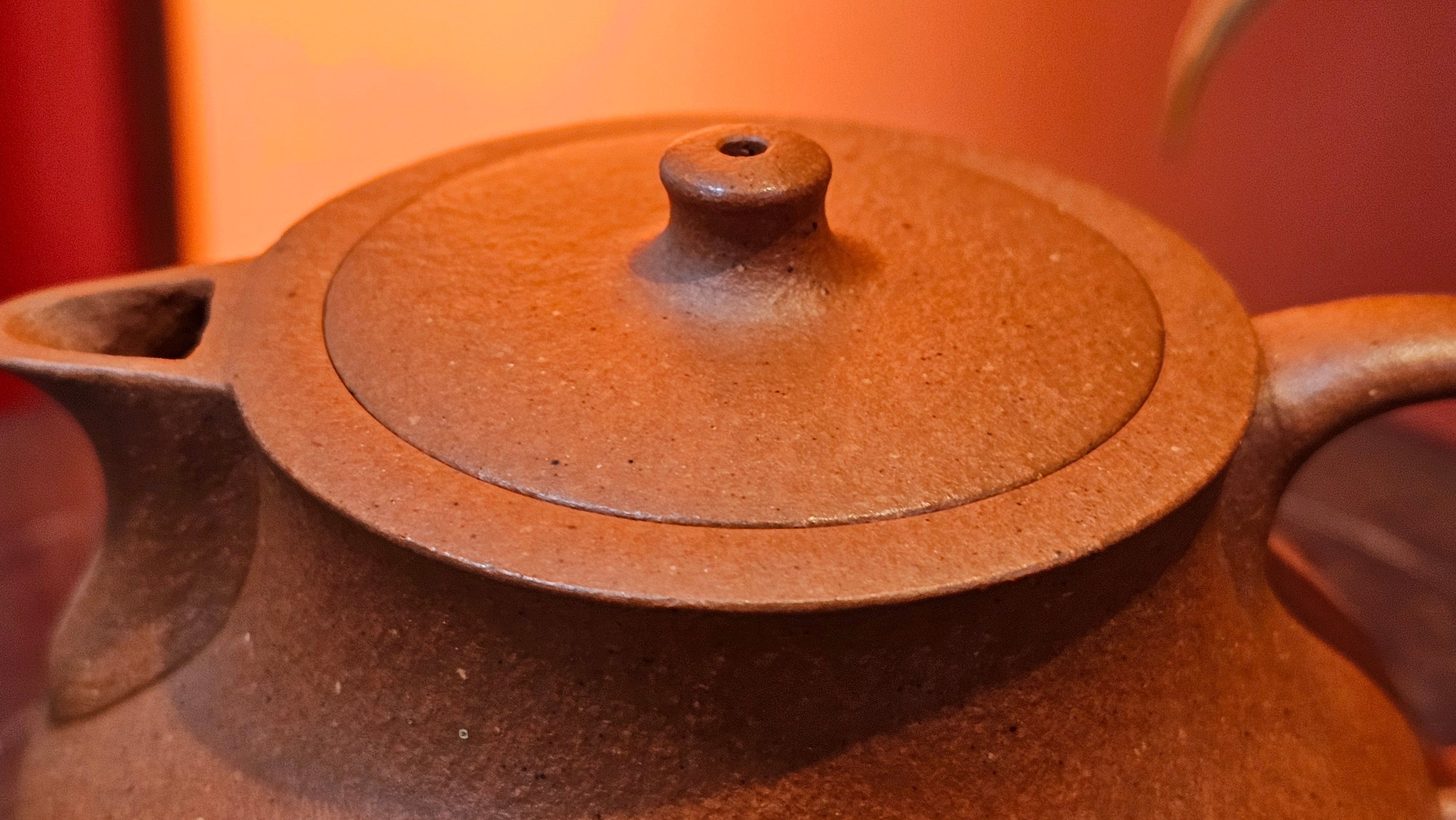 Le Rong 乐荣, 121.2ml, rare Zhu Sha 朱砂 (highest granularity form of ZhuNi), by Craftsman Gu Xiao Ming 顾小明 ~!Congratulations to Mr E.W.! 1237hrs 7th Oct 2025, Berkeley, CA!