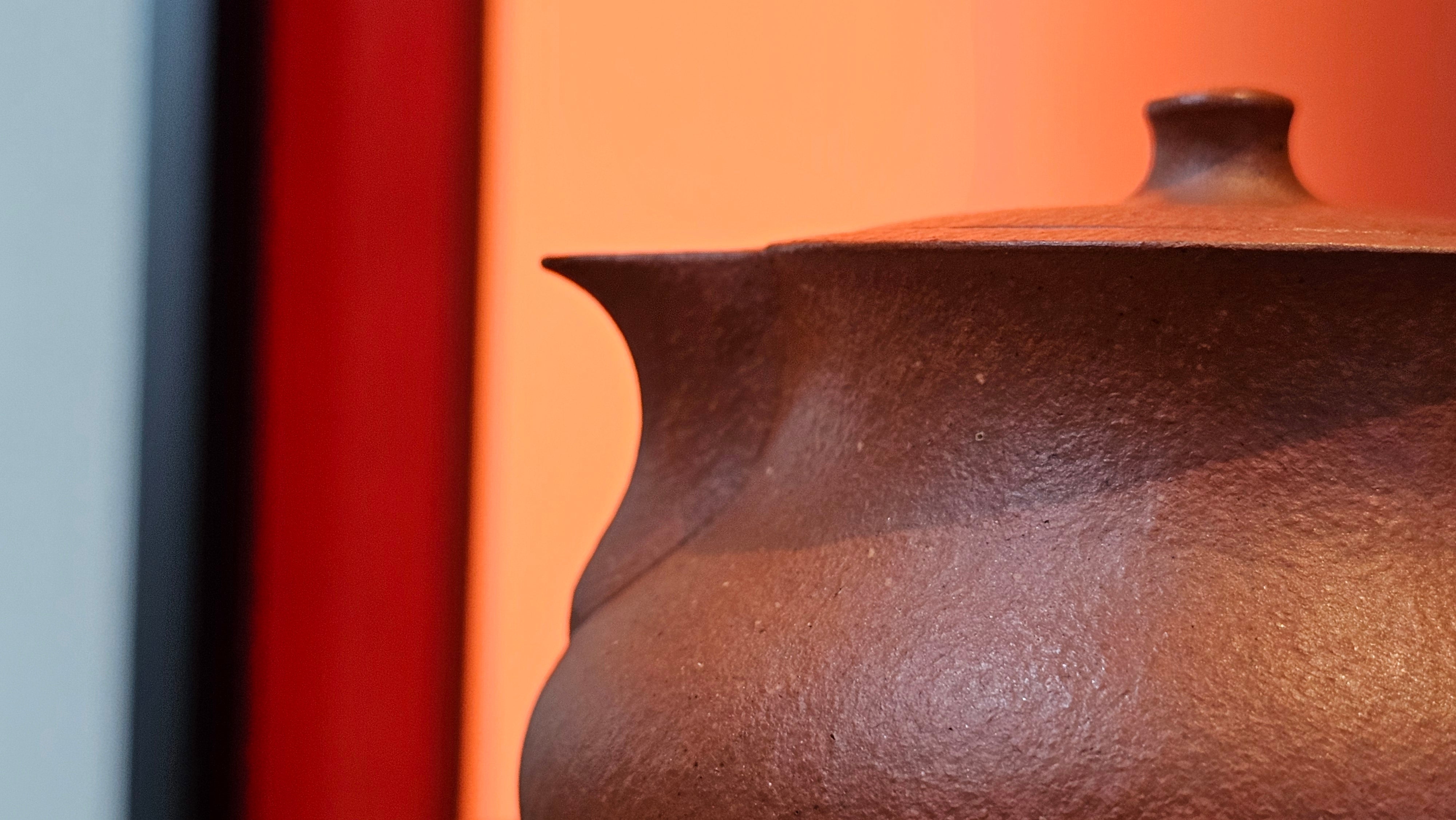 Le Rong 乐荣, 121.2ml, rare Zhu Sha 朱砂 (highest granularity form of ZhuNi), by Craftsman Gu Xiao Ming 顾小明 ~!Congratulations to Mr E.W.! 1237hrs 7th Oct 2025, Berkeley, CA!