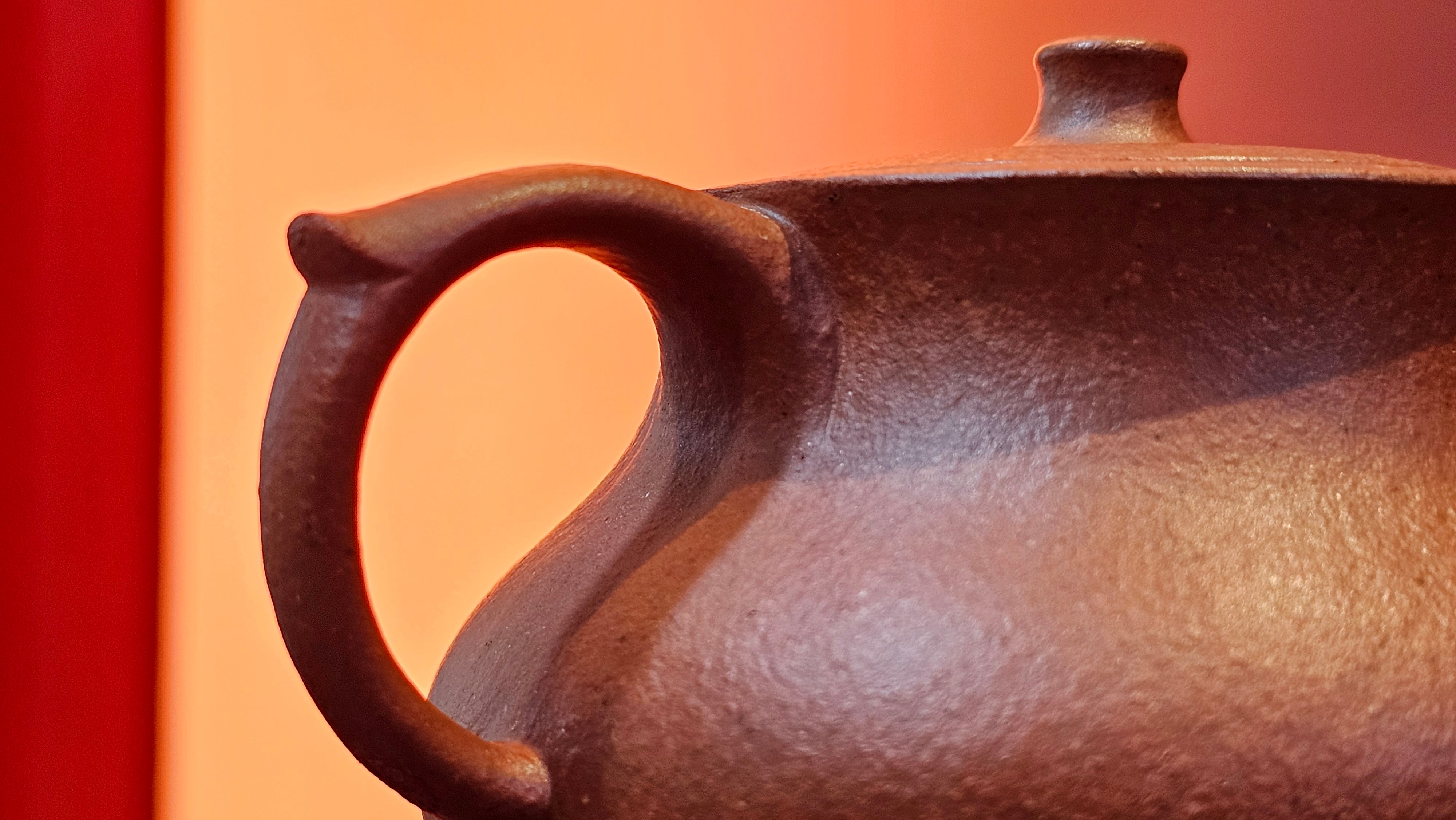 Le Rong 乐荣, 121.2ml, rare Zhu Sha 朱砂 (highest granularity form of ZhuNi), by Craftsman Gu Xiao Ming 顾小明 ~!Congratulations to Mr E.W.! 1237hrs 7th Oct 2025, Berkeley, CA!