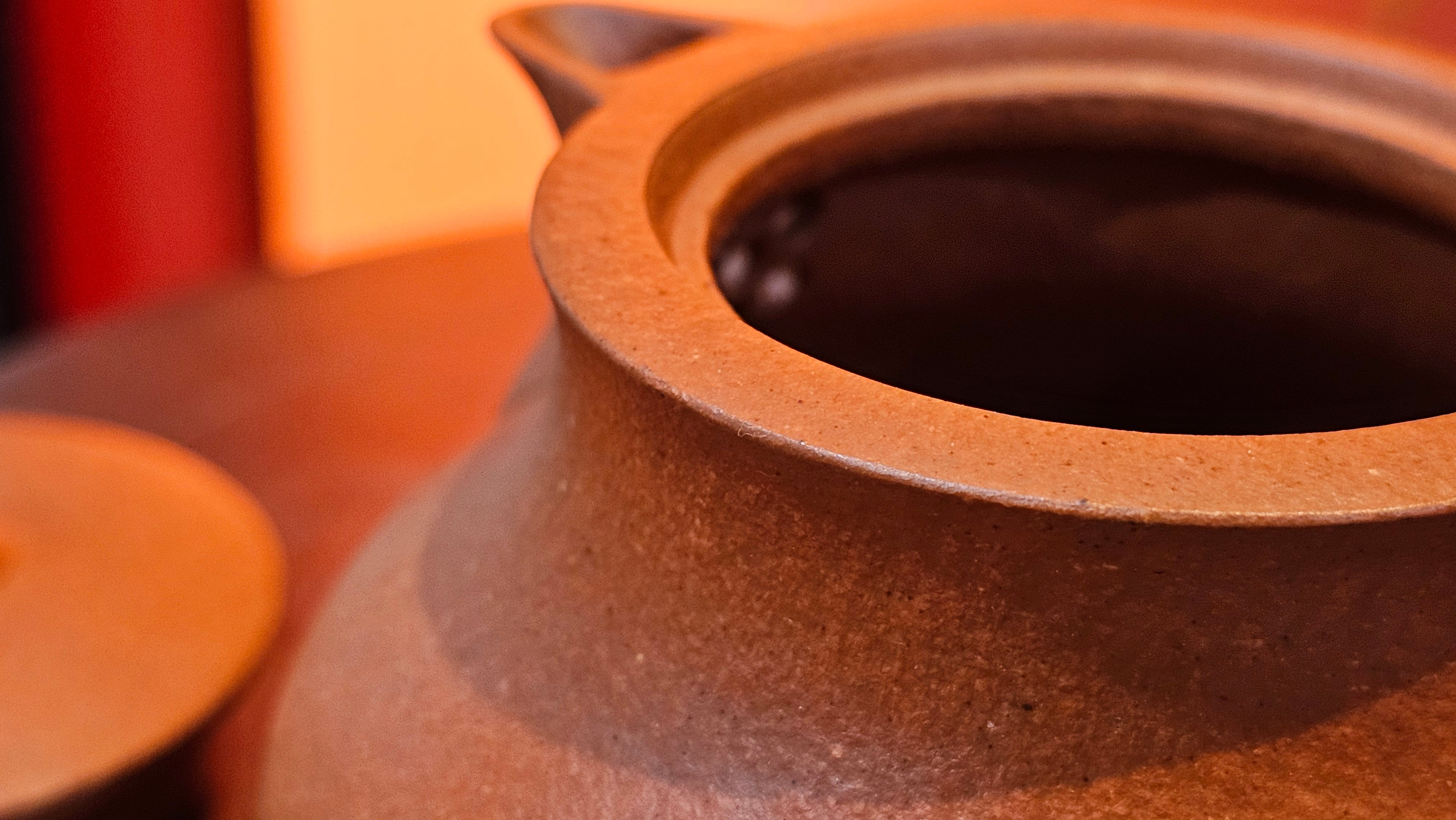 Le Rong 乐荣, 121.2ml, rare Zhu Sha 朱砂 (highest granularity form of ZhuNi), by Craftsman Gu Xiao Ming 顾小明 ~!Congratulations to Mr E.W.! 1237hrs 7th Oct 2025, Berkeley, CA!