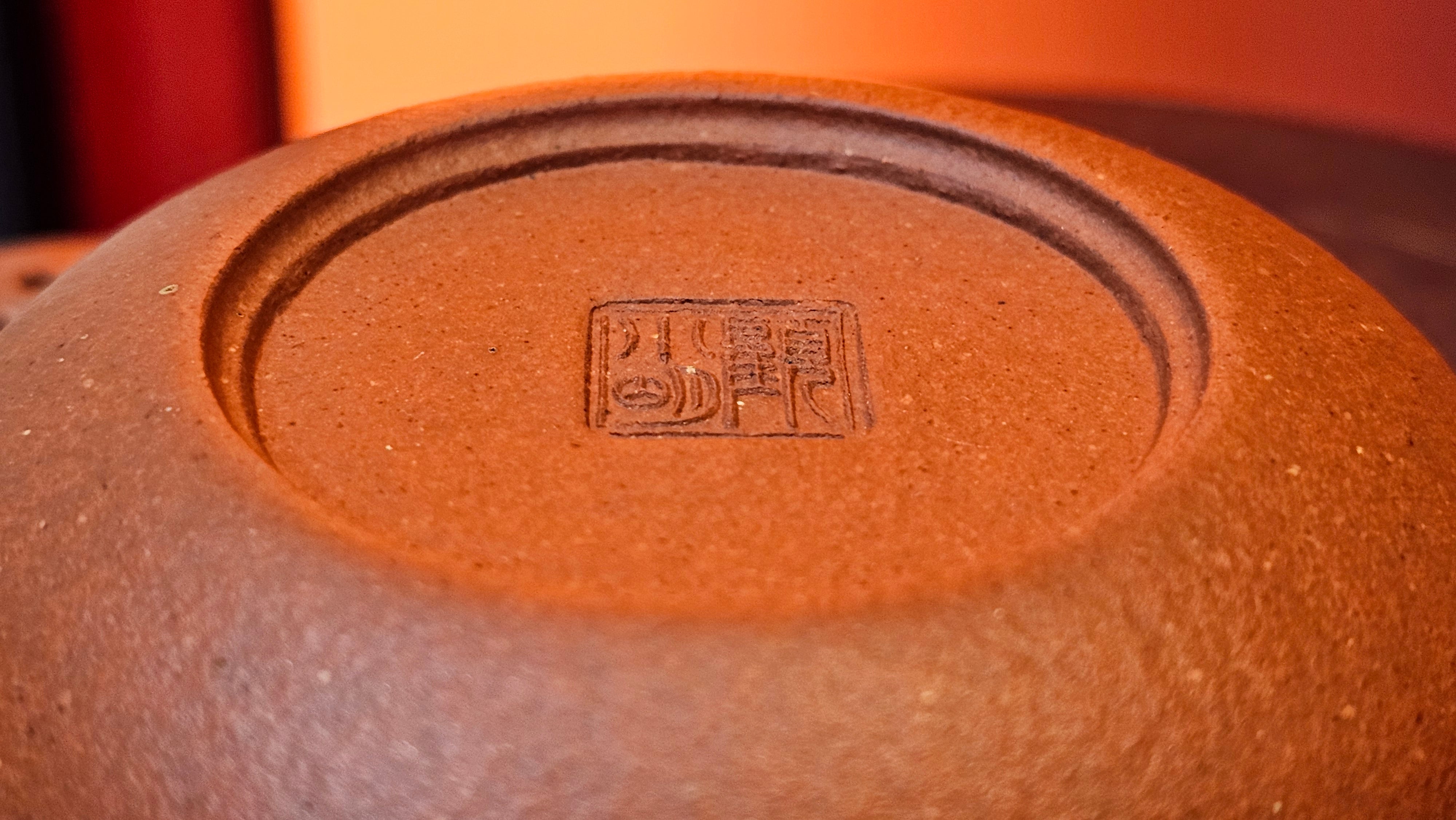 Le Rong 乐荣, 121.2ml, rare Zhu Sha 朱砂 (highest granularity form of ZhuNi), by Craftsman Gu Xiao Ming 顾小明 ~!Congratulations to Mr E.W.! 1237hrs 7th Oct 2025, Berkeley, CA!